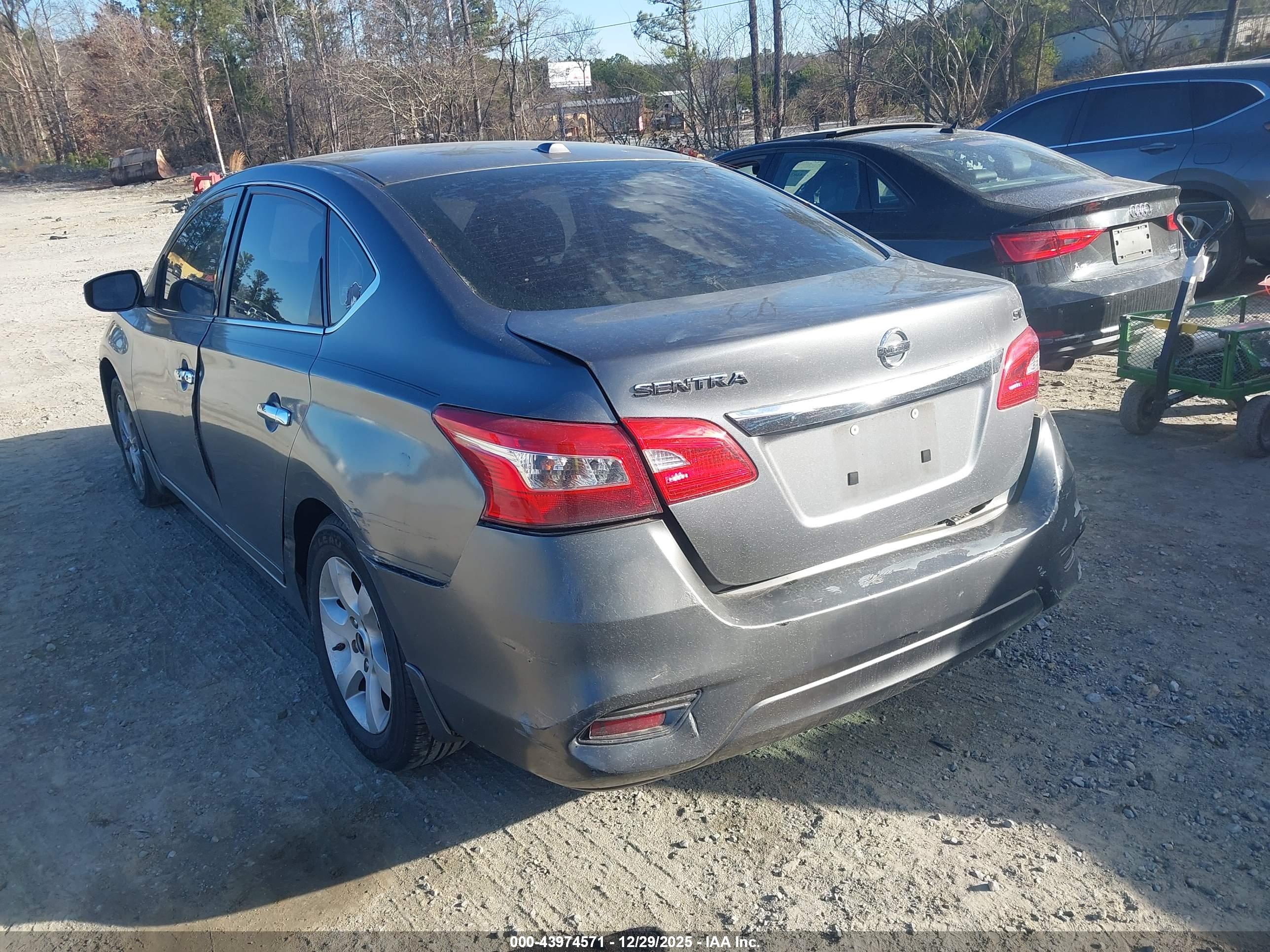 NISSAN SENTRA image 3