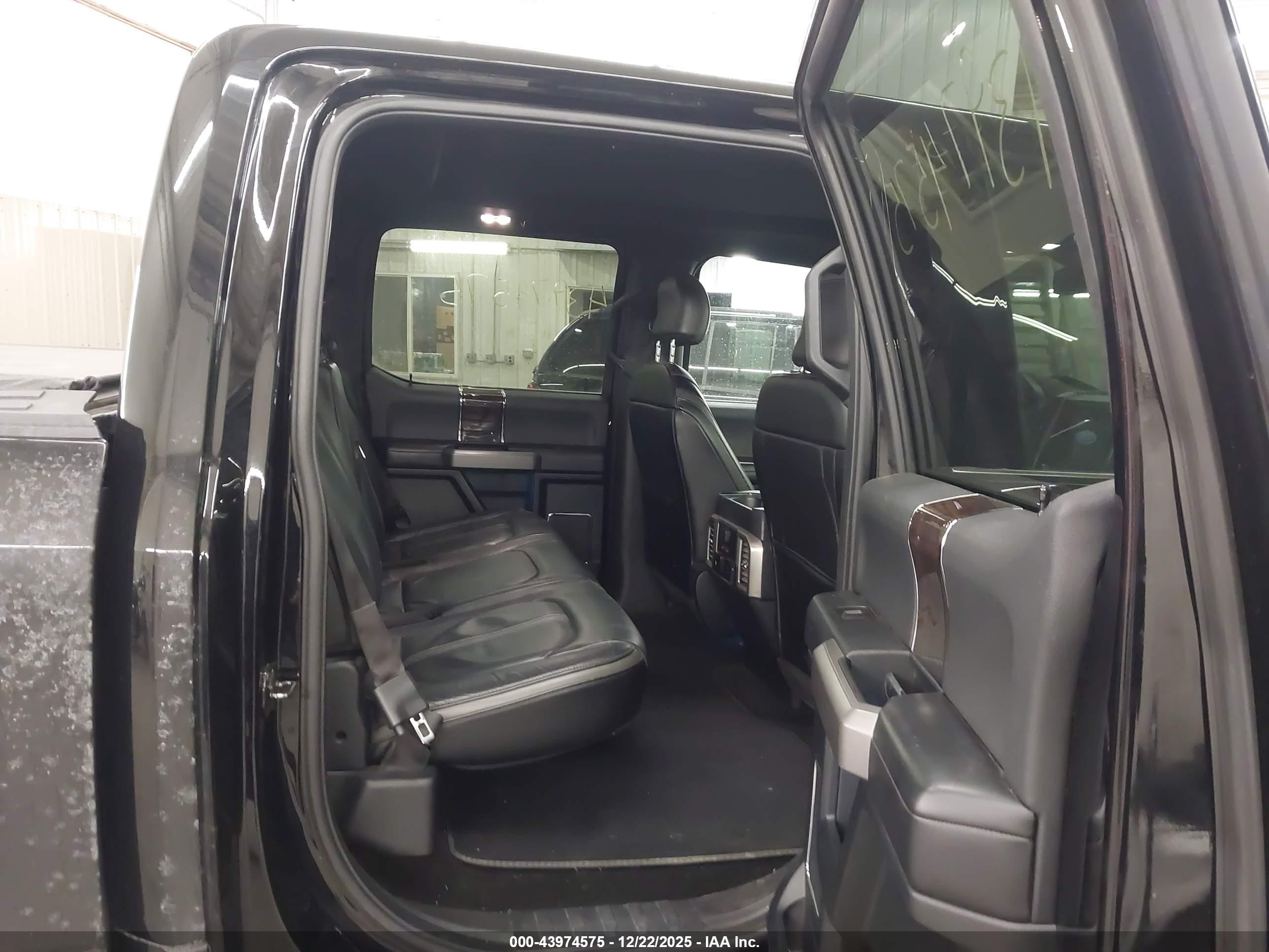 FORD F-150 image 8