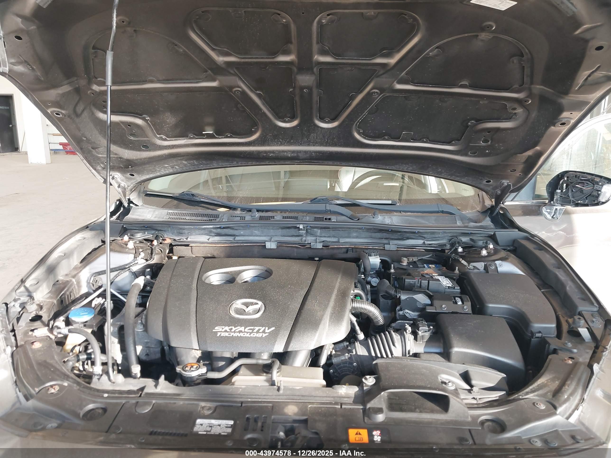 MAZDA MAZDA3 image 10