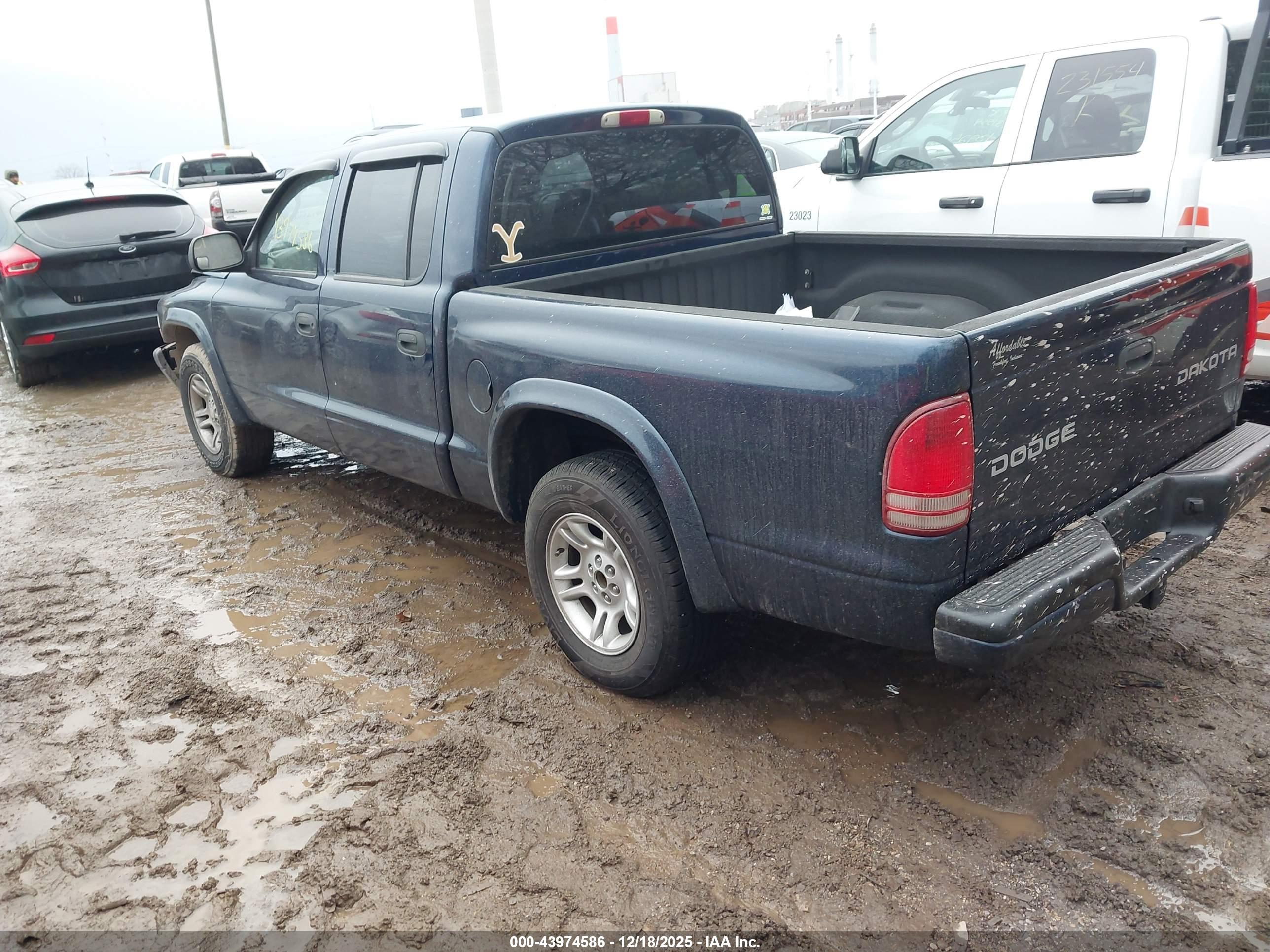 DODGE DAKOTA image 3