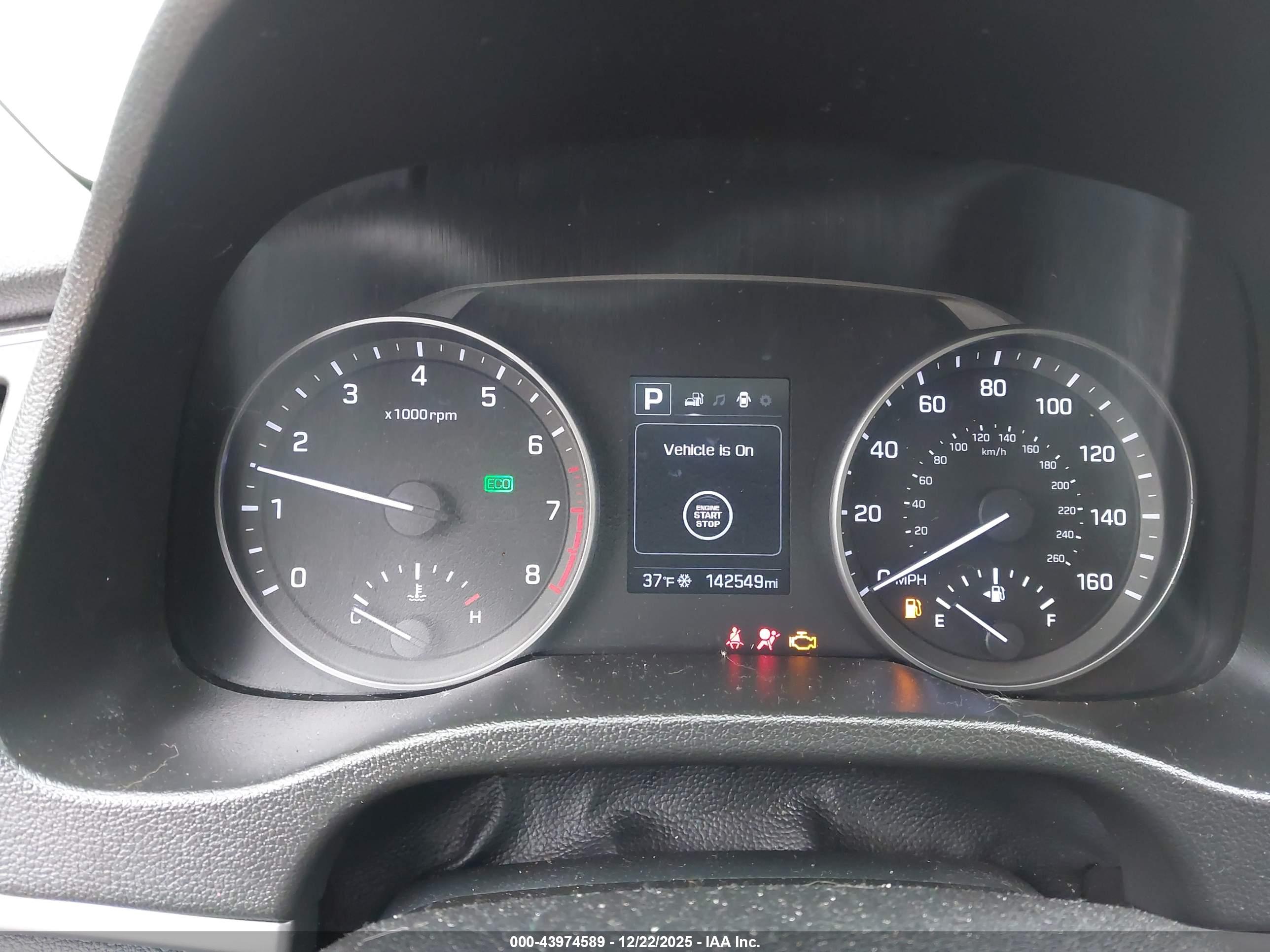 HYUNDAI ELANTRA image 7