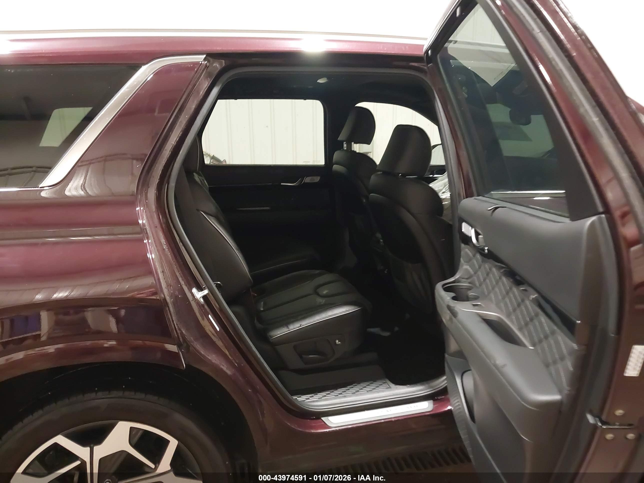 HYUNDAI PALISADE image 8