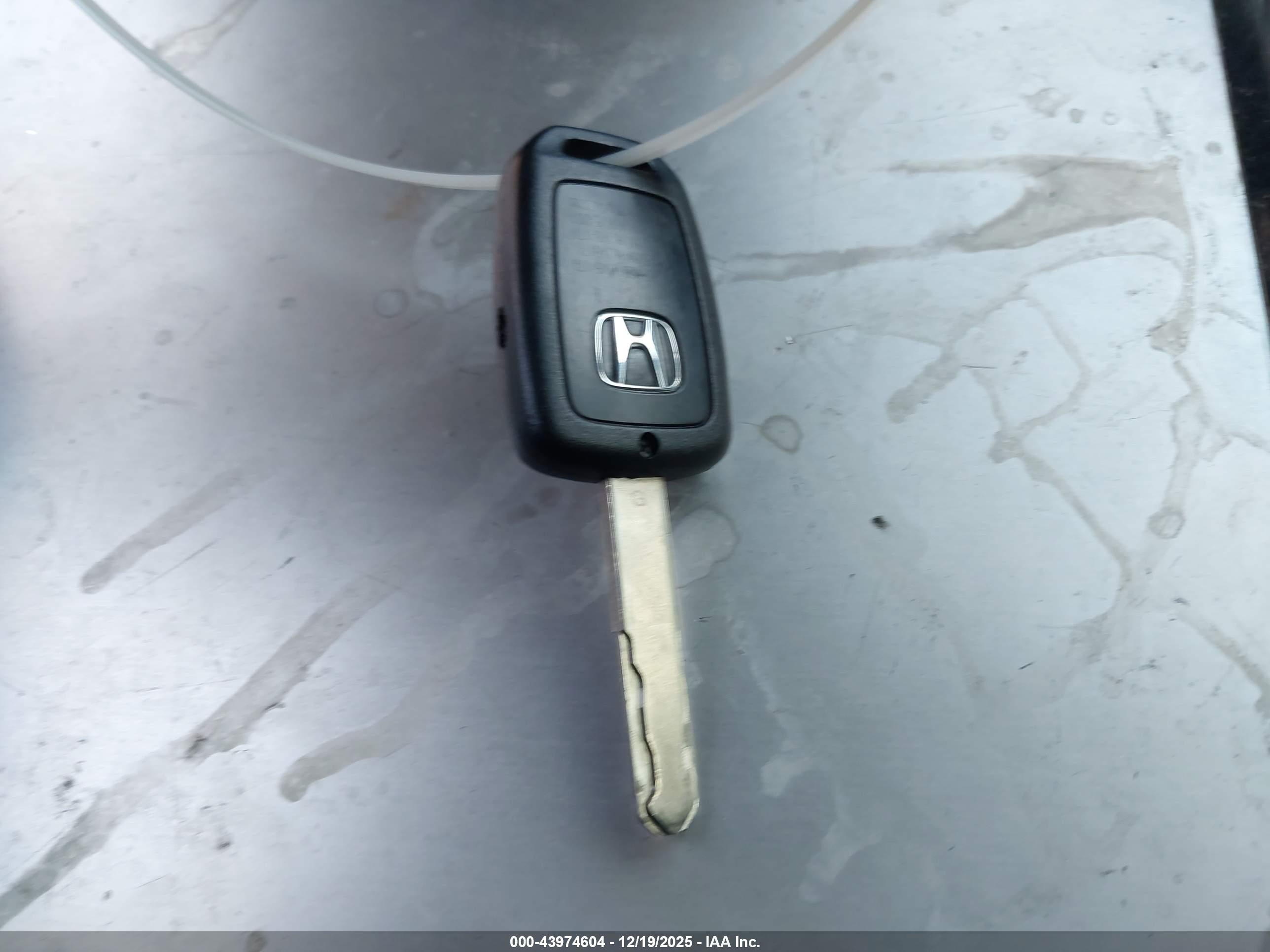 HONDA ACCORD image 11