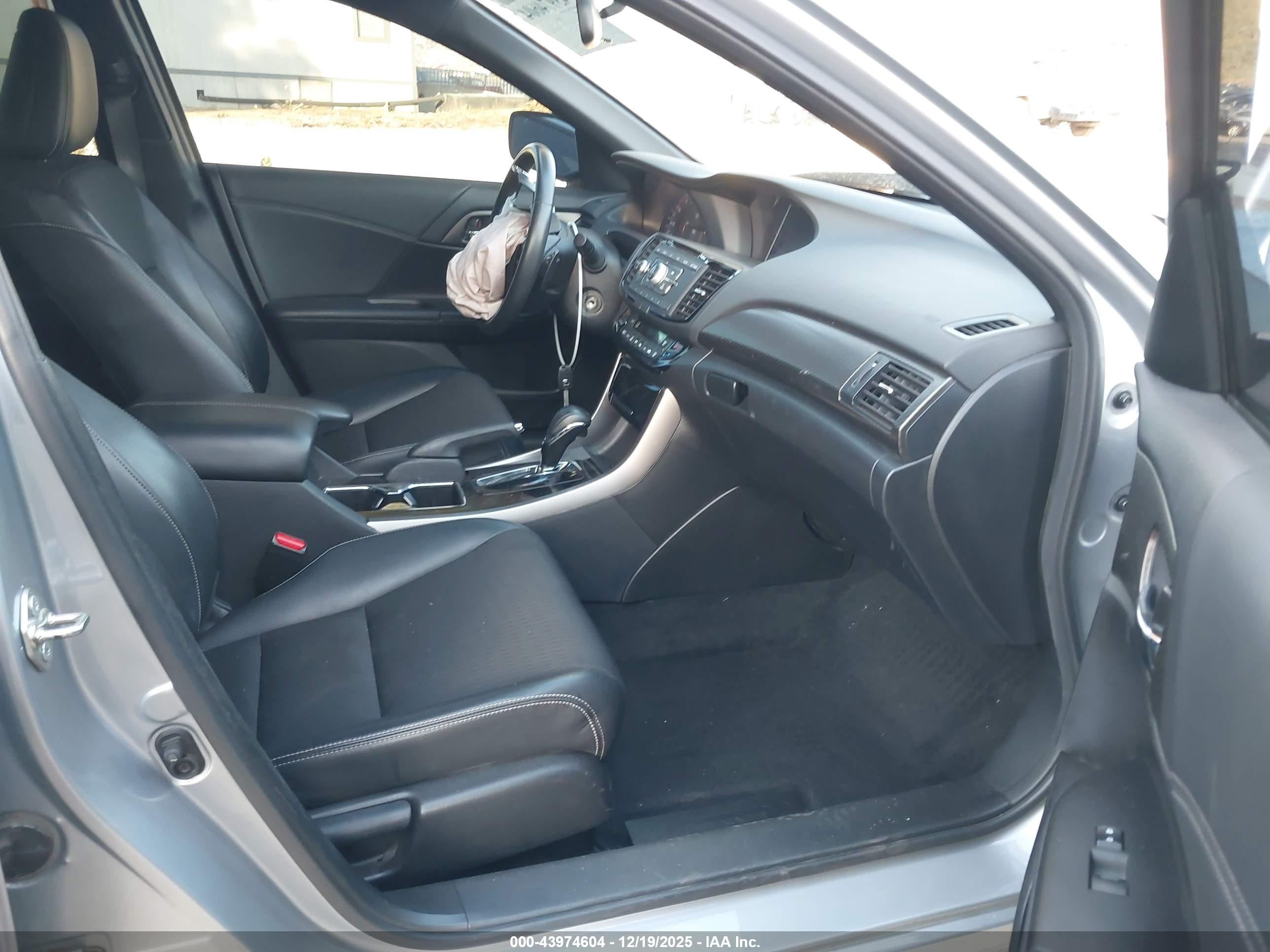 HONDA ACCORD image 5