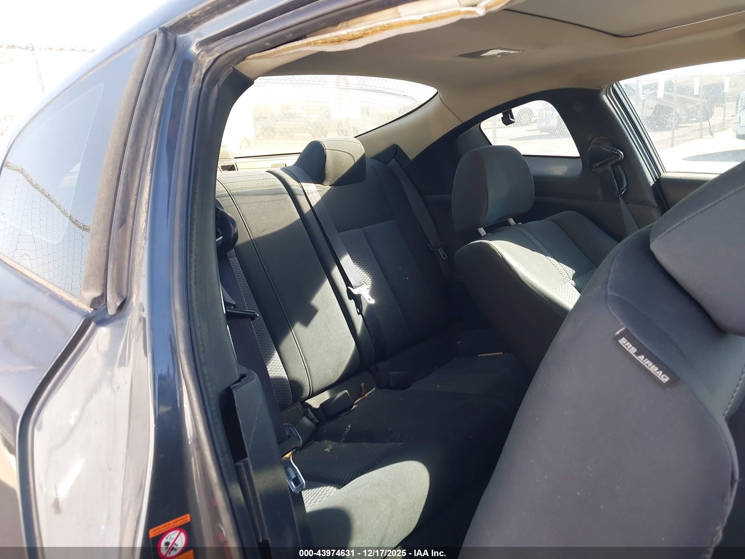 NISSAN ALTIMA image 8
