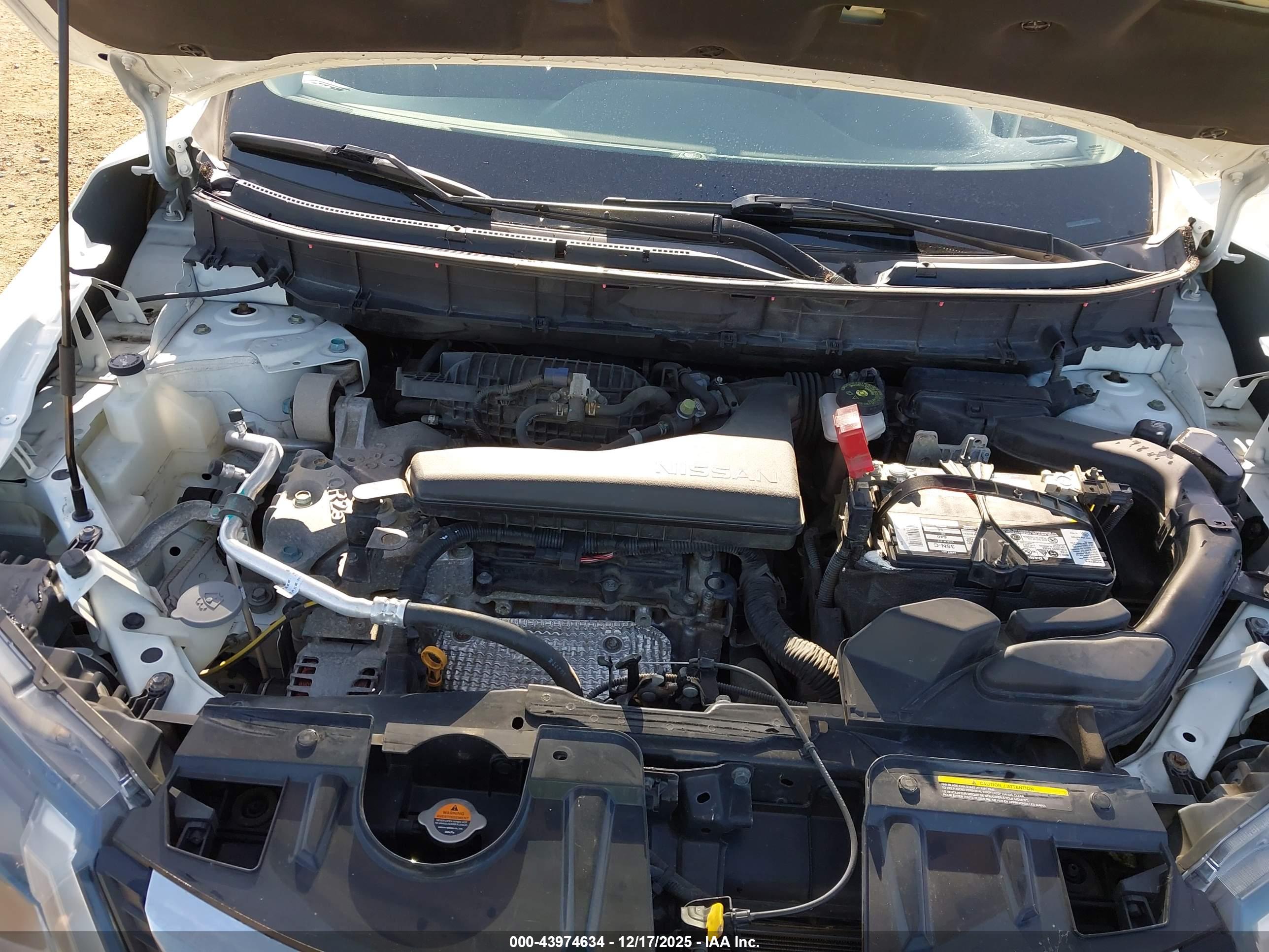 NISSAN ROGUE image 10