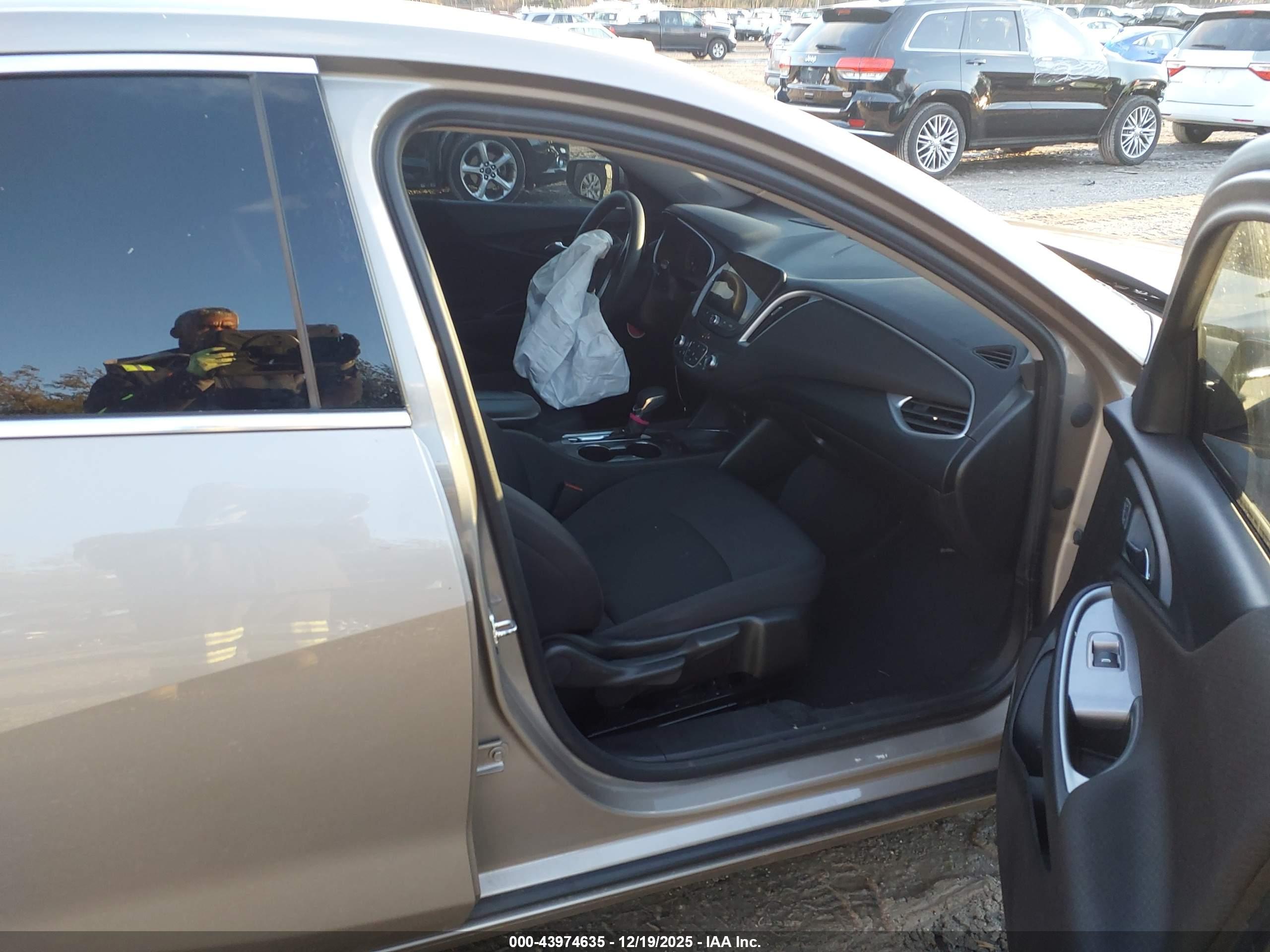 CHEVROLET MALIBU image 5