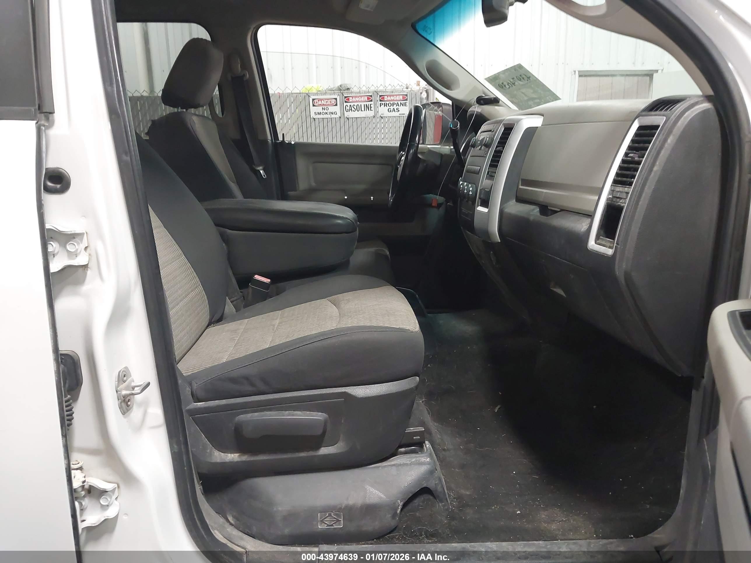 RAM 1500 image 5