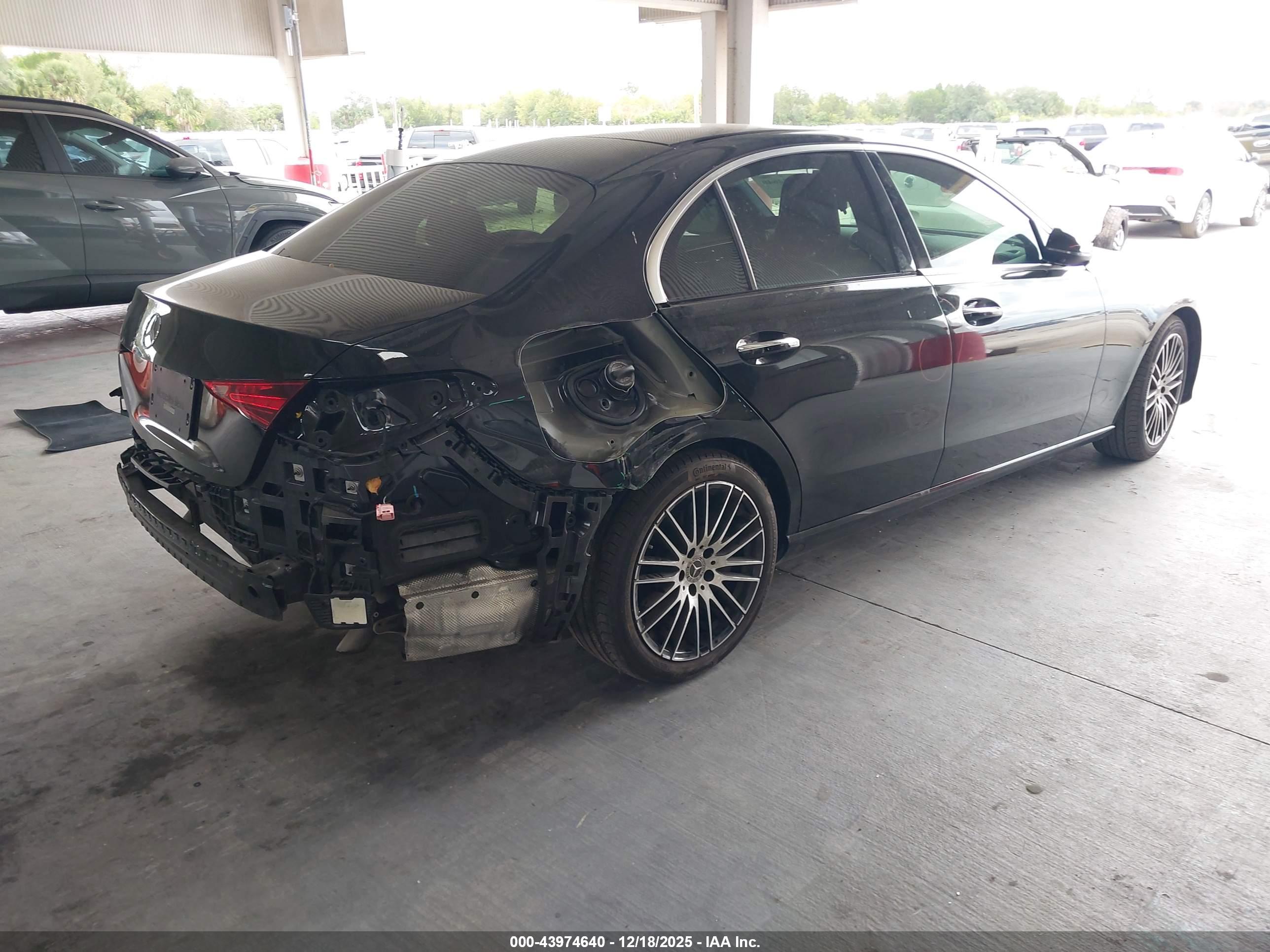 MERCEDES-BENZ C image 4