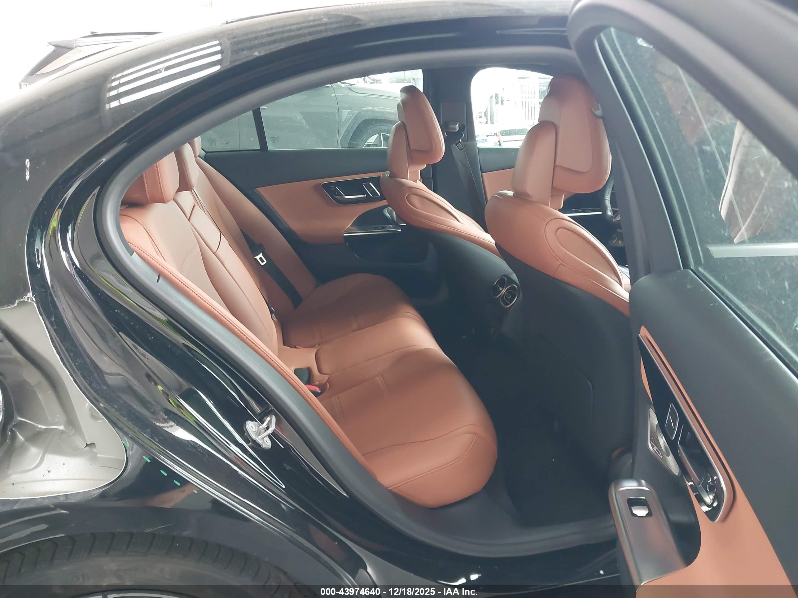 MERCEDES-BENZ C image 8