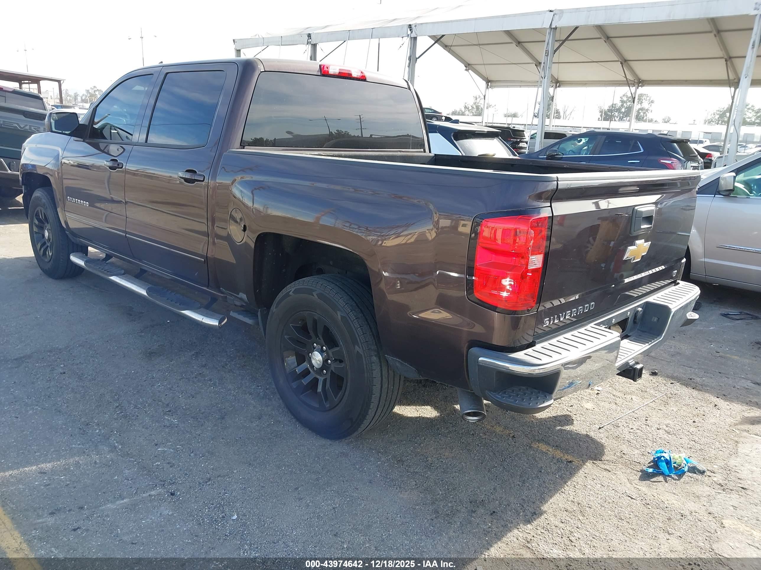 CHEVROLET SILVERADO image 3