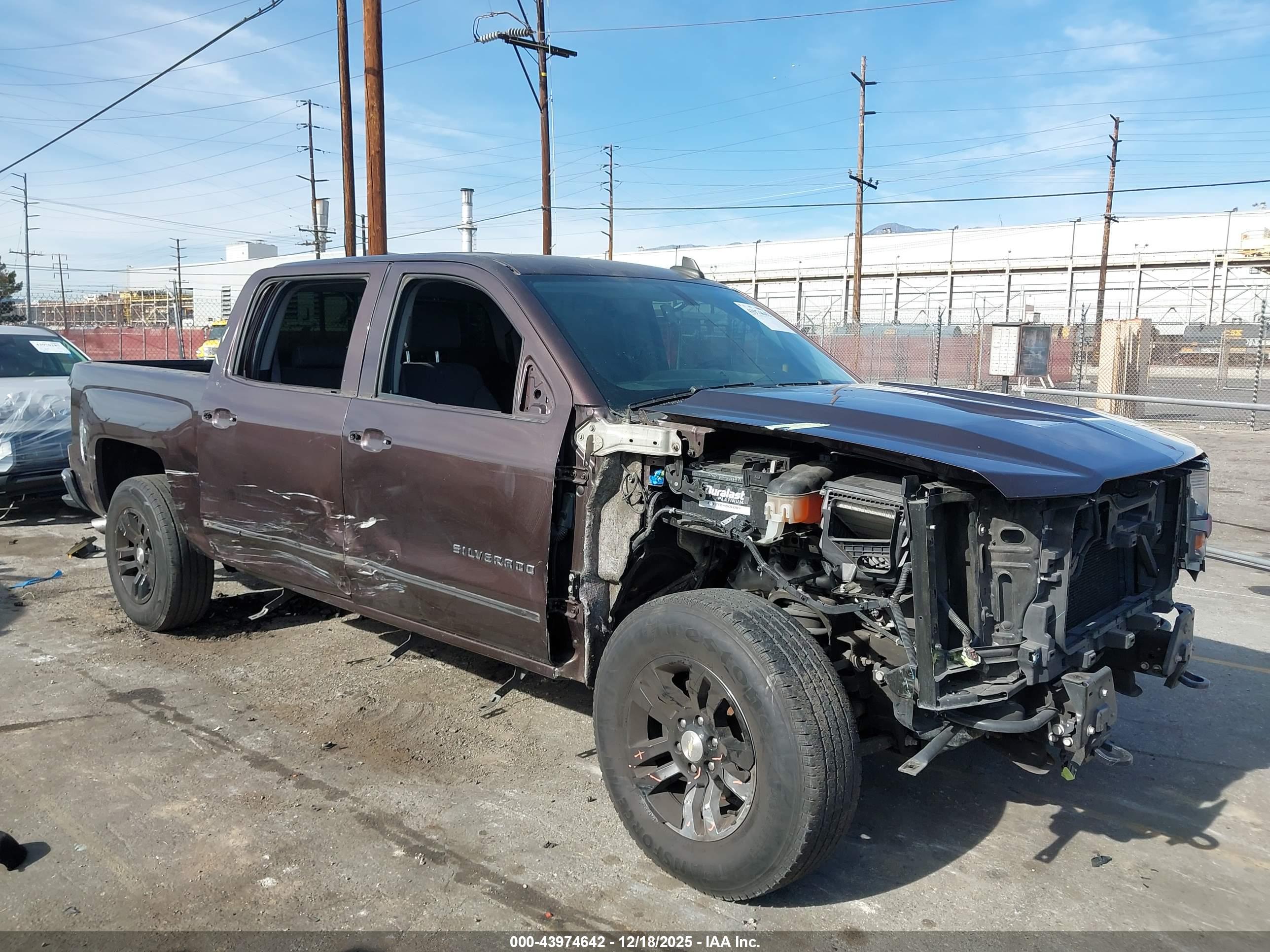 CHEVROLET SILVERADO image 6