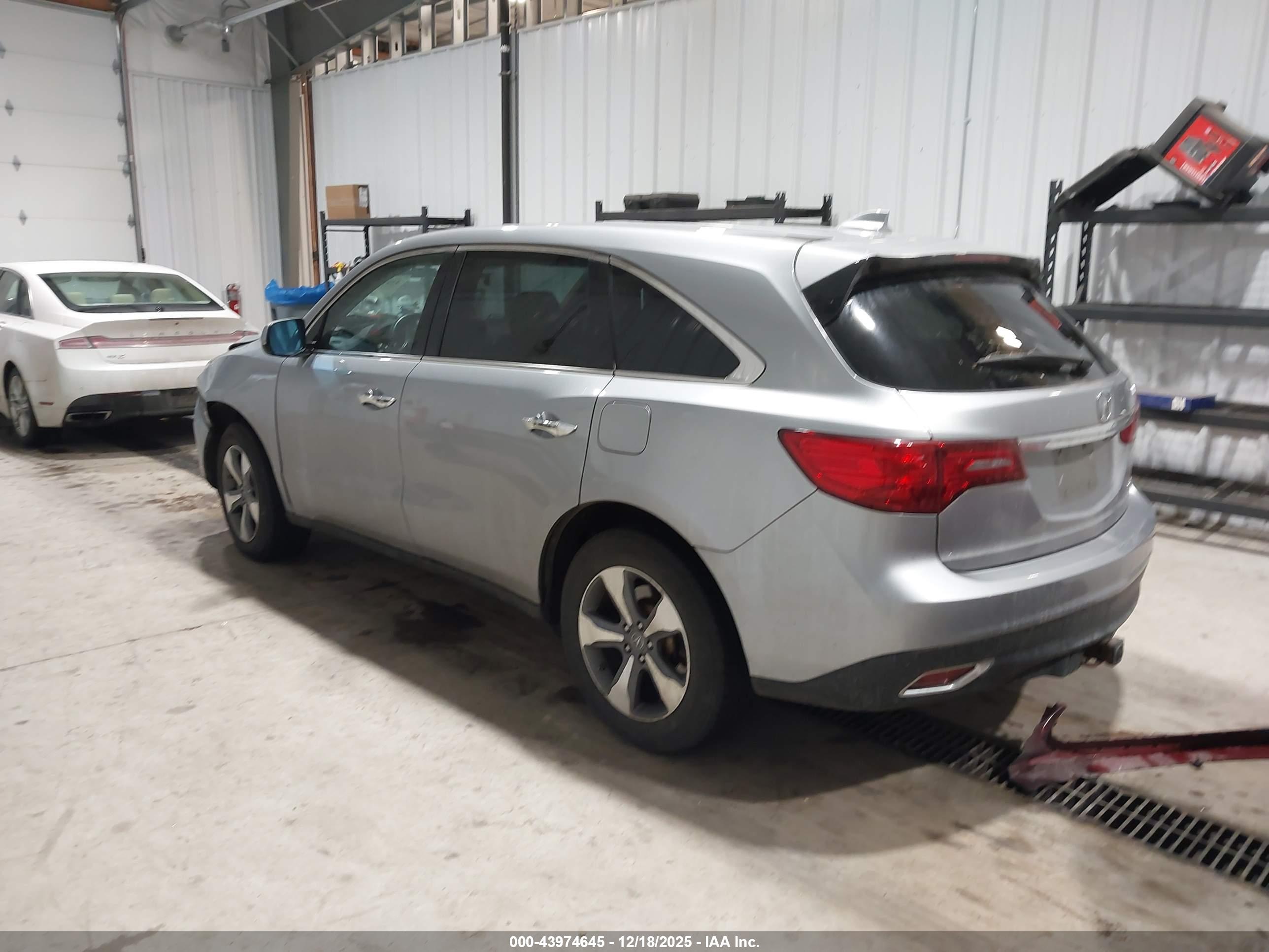 ACURA MDX image 3