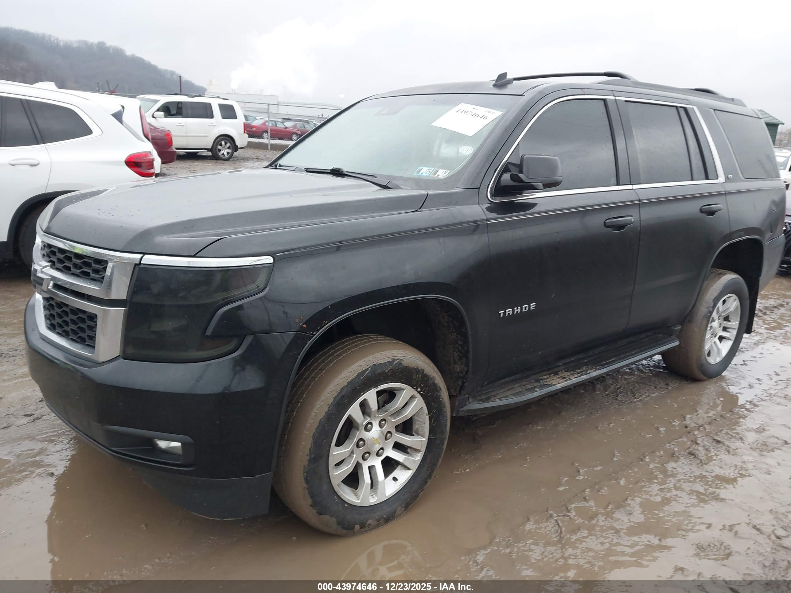CHEVROLET TAHOE image 2