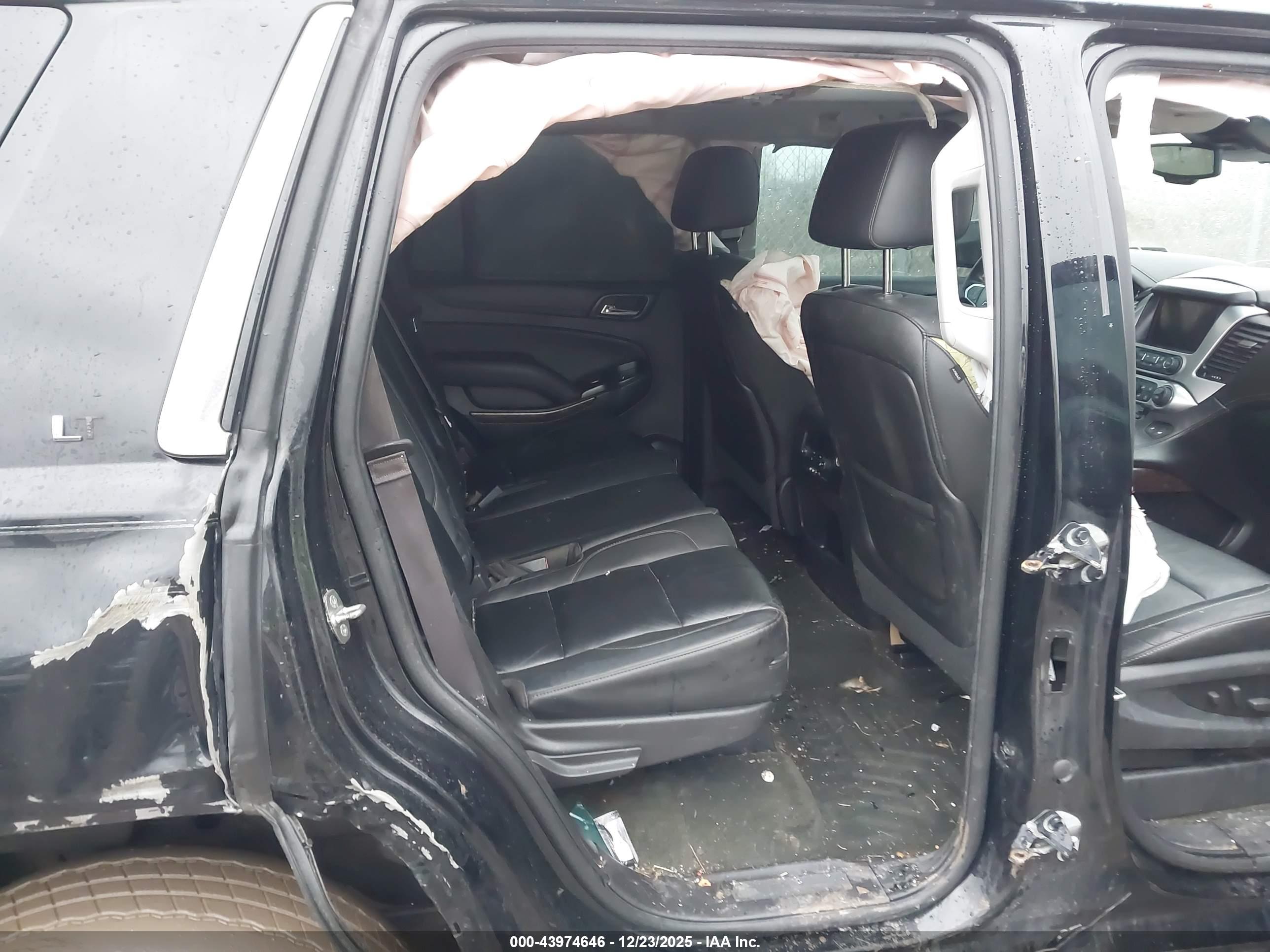 CHEVROLET TAHOE image 8