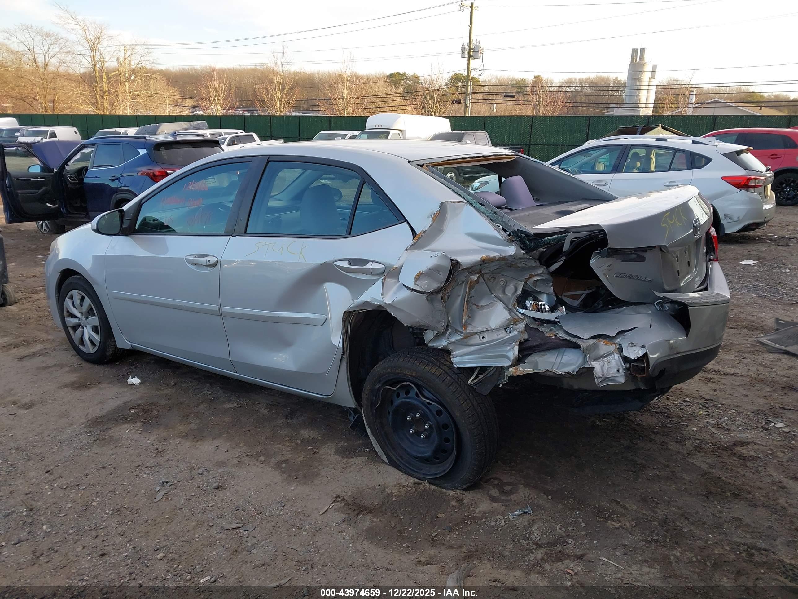 TOYOTA COROLLA image 3