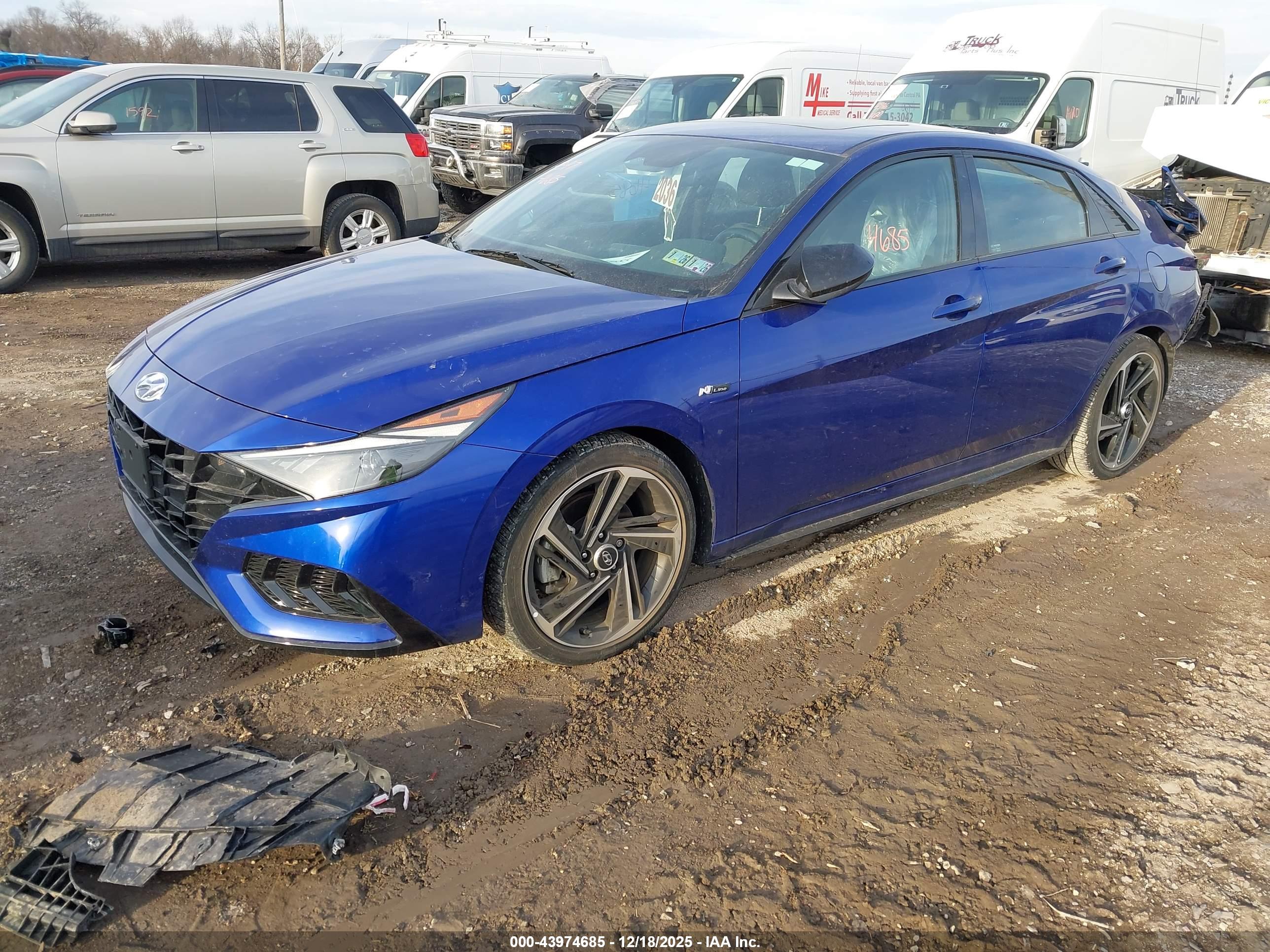 HYUNDAI ELANTRA image 2