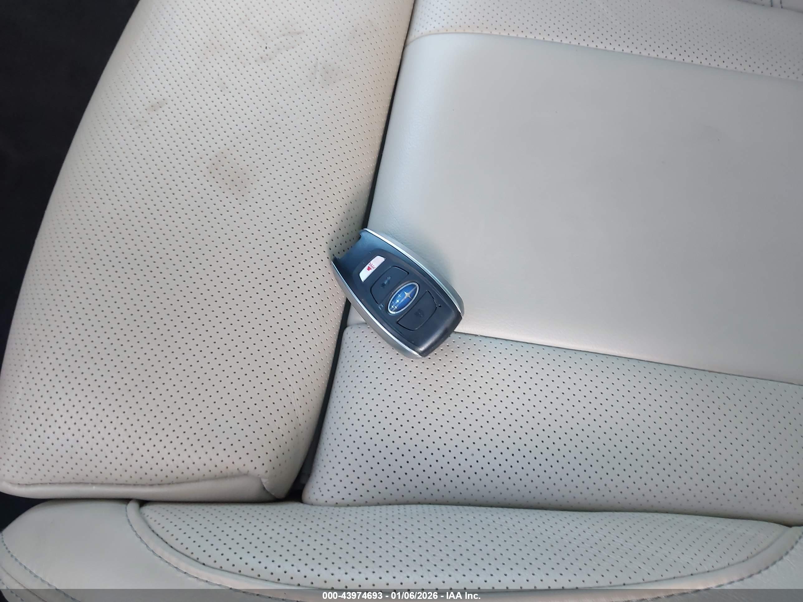 SUBARU ASCENT image 11