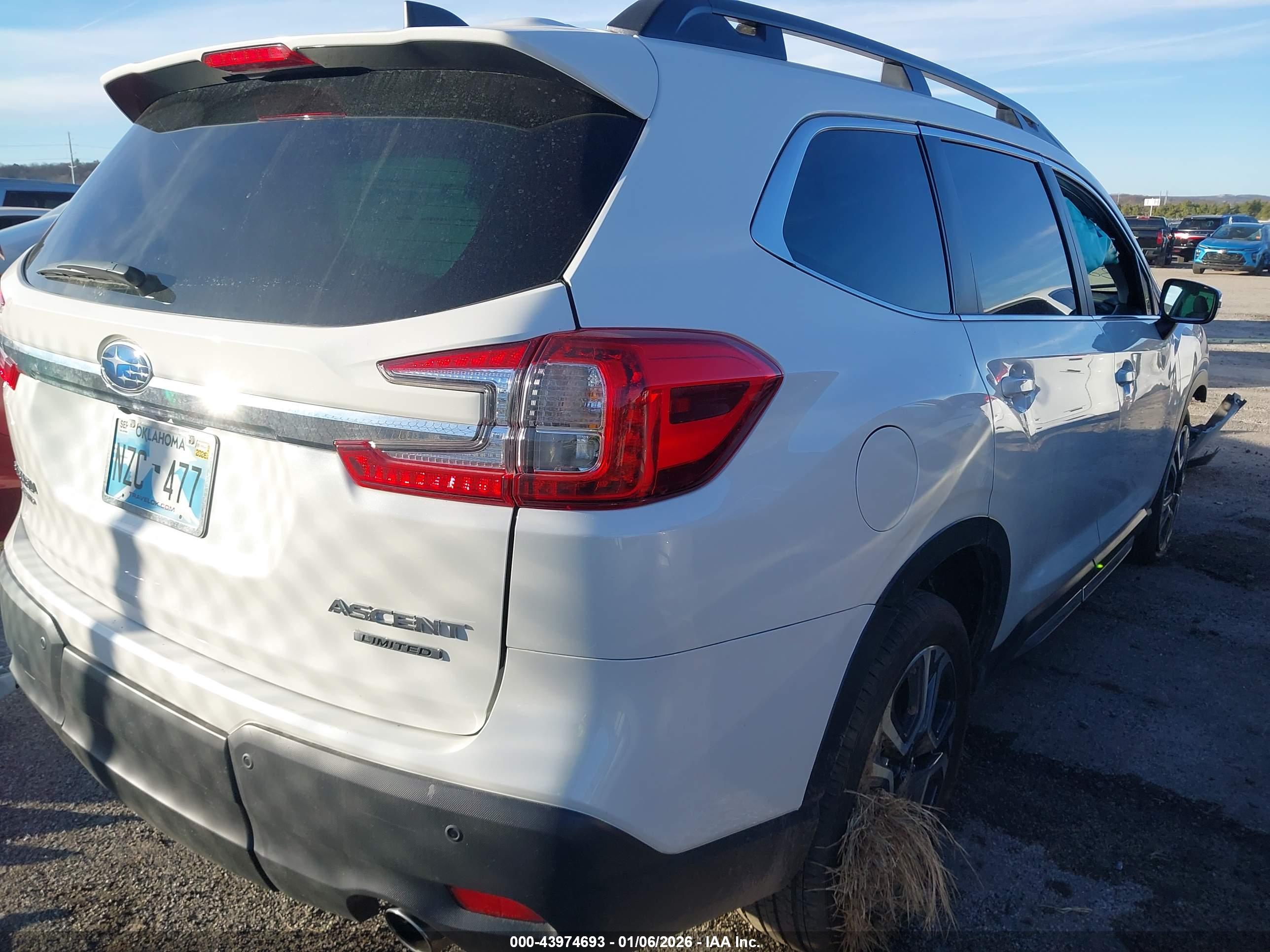 SUBARU ASCENT image 4