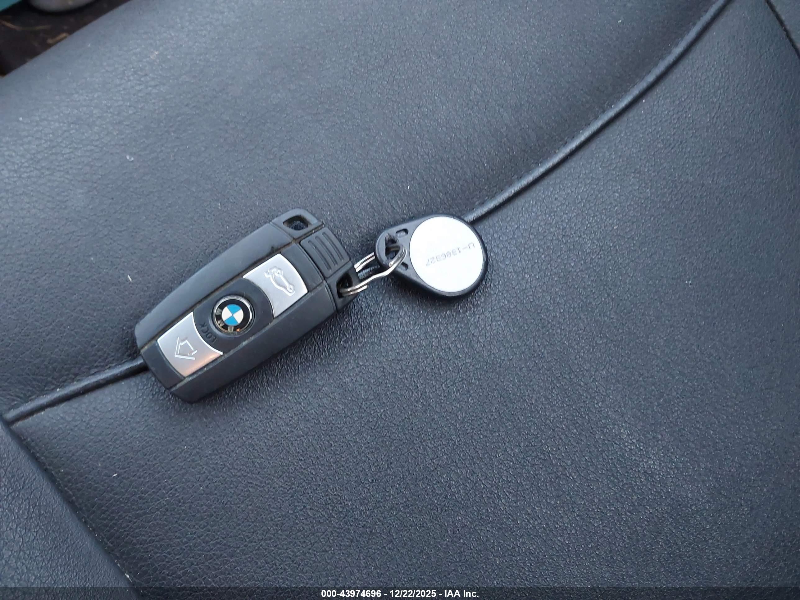 BMW 328I image 11