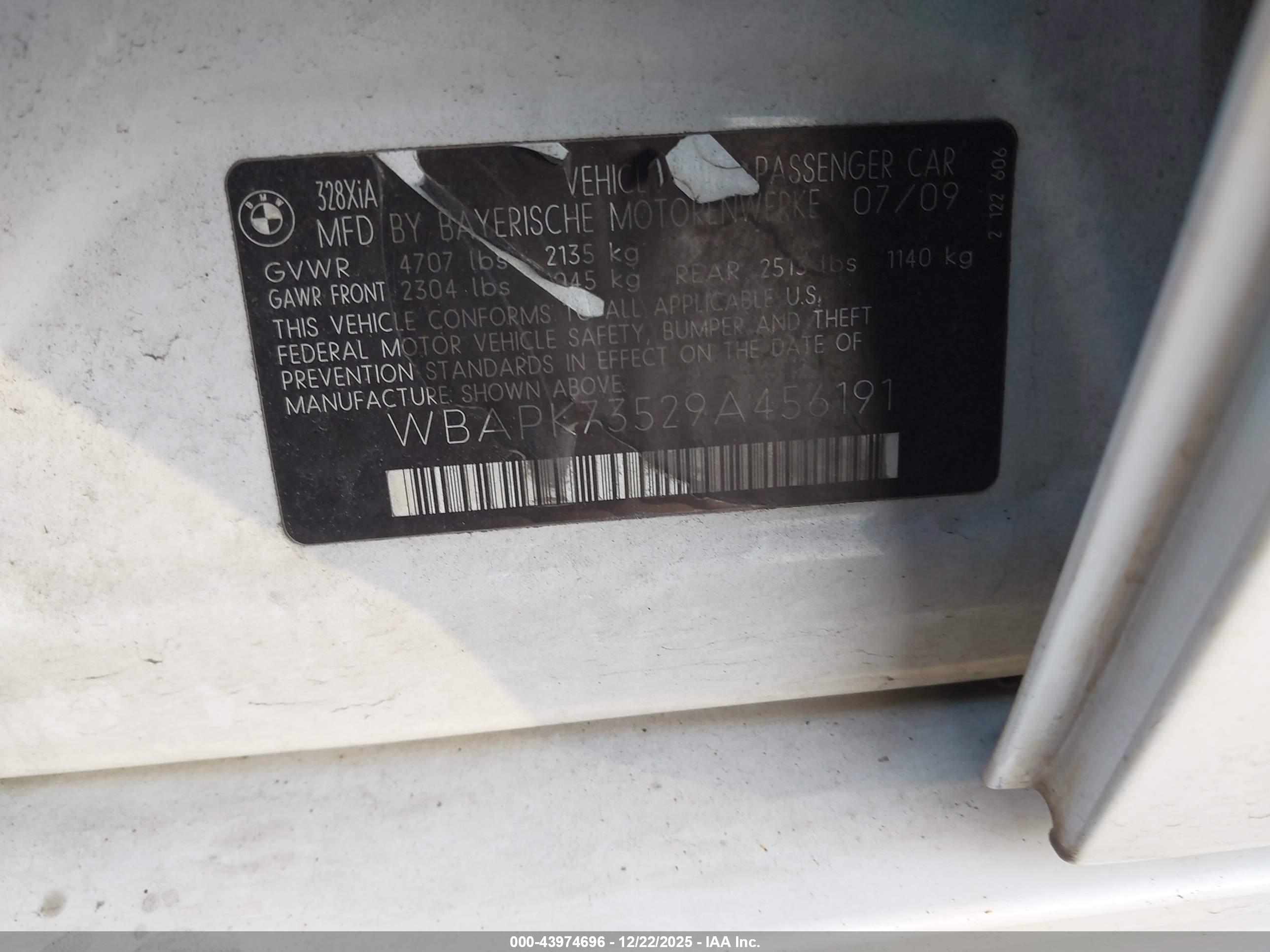 BMW 328I image 9