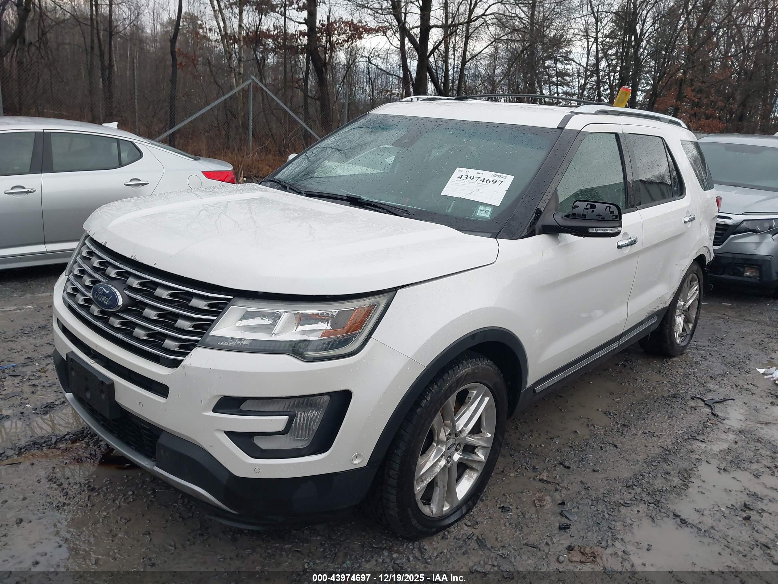 FORD EXPLORER image 2