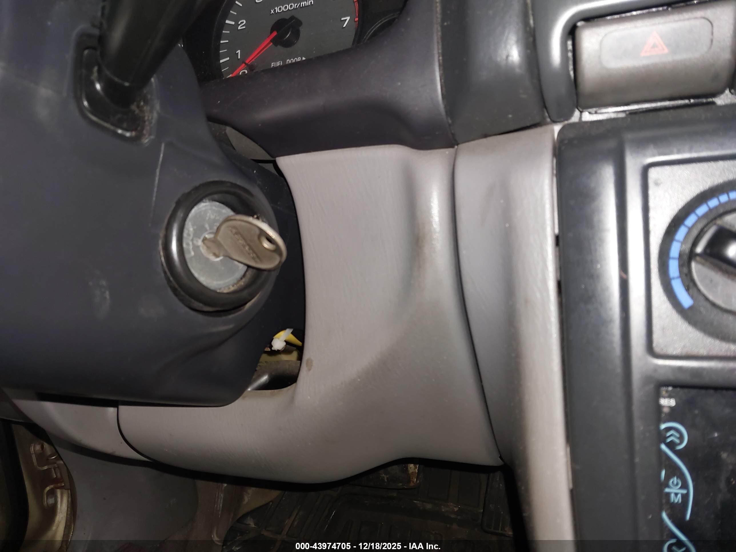 SUBARU FORESTER image 11