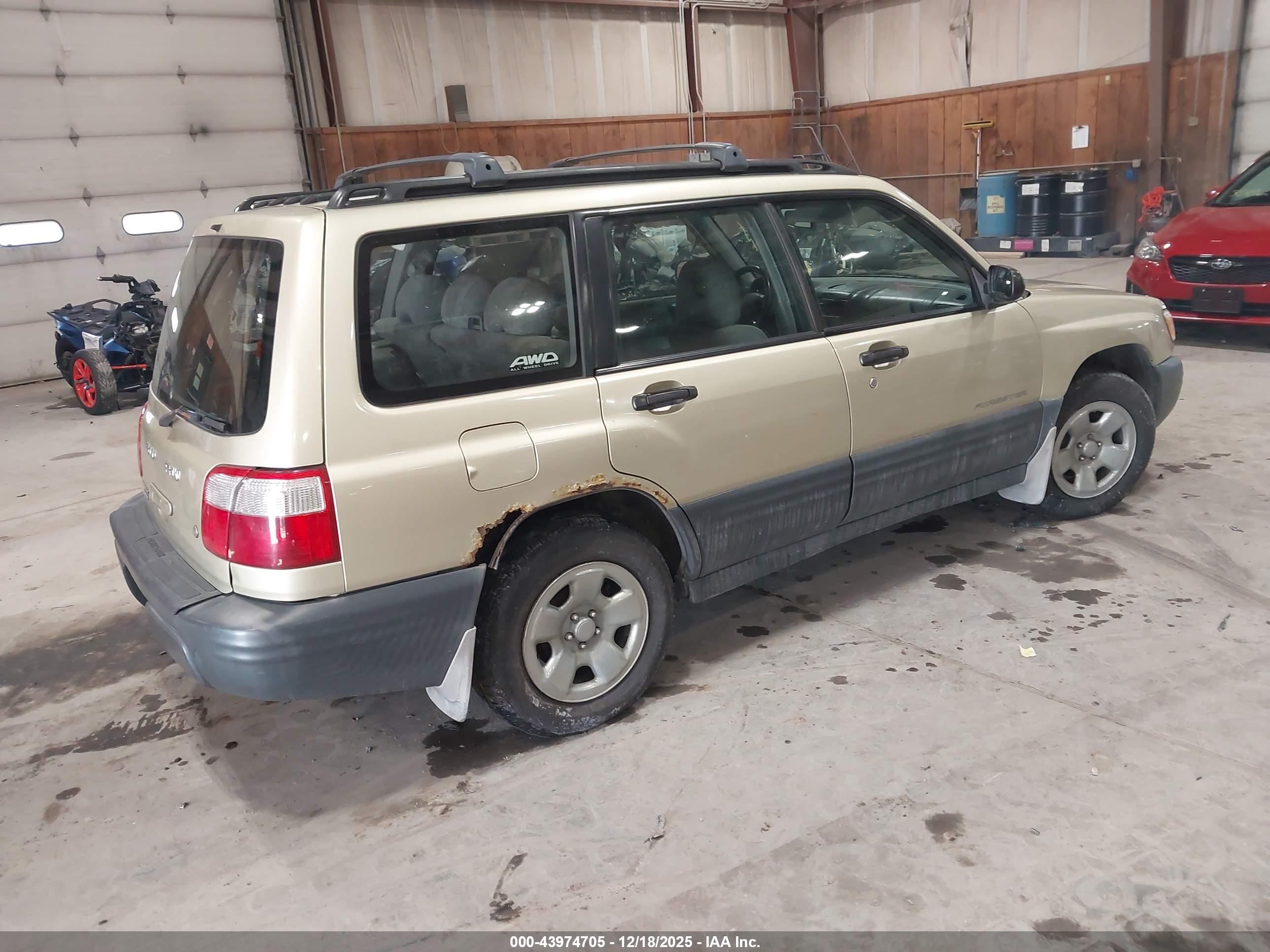 SUBARU FORESTER image 4