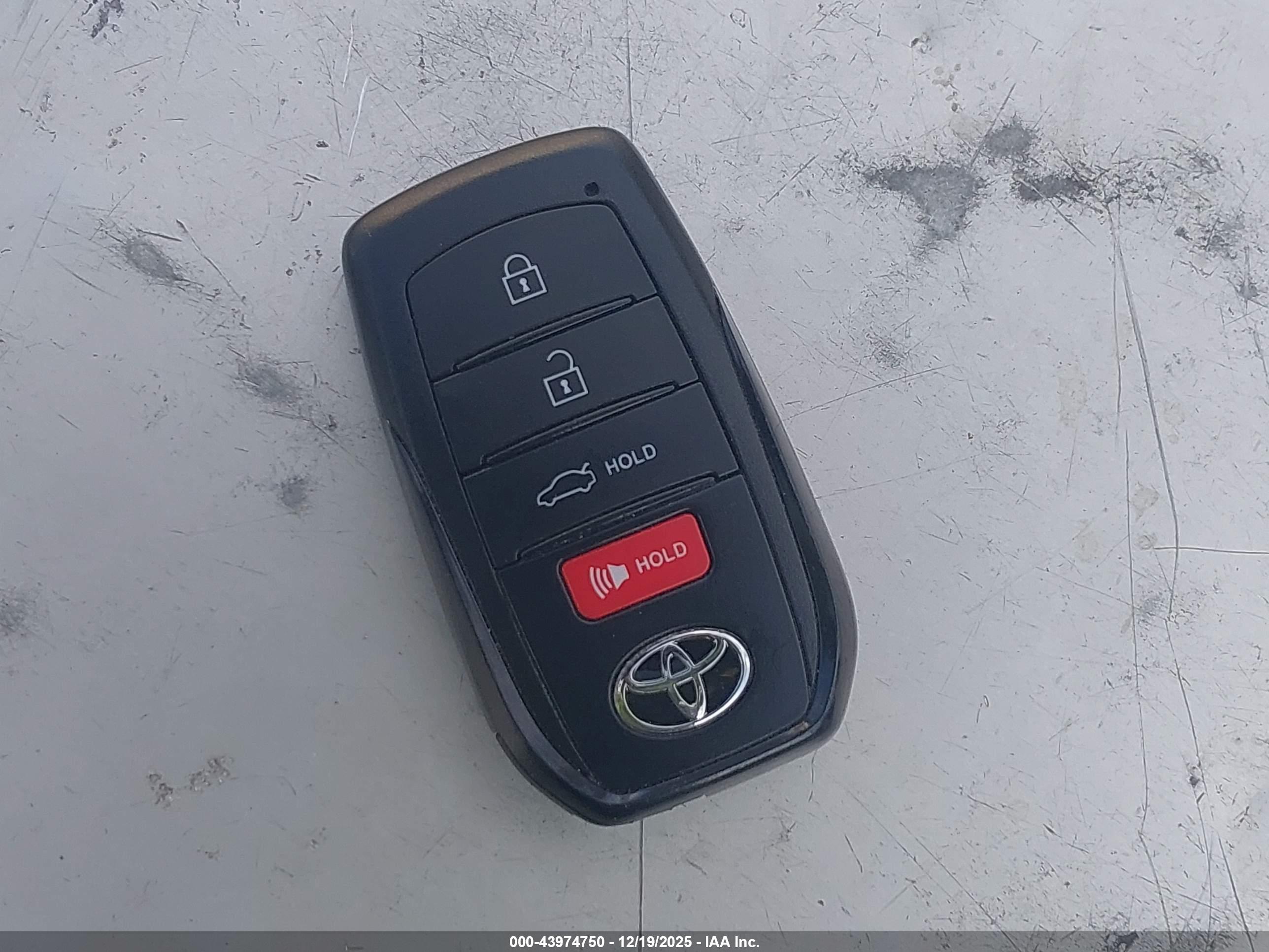 TOYOTA COROLLA image 11
