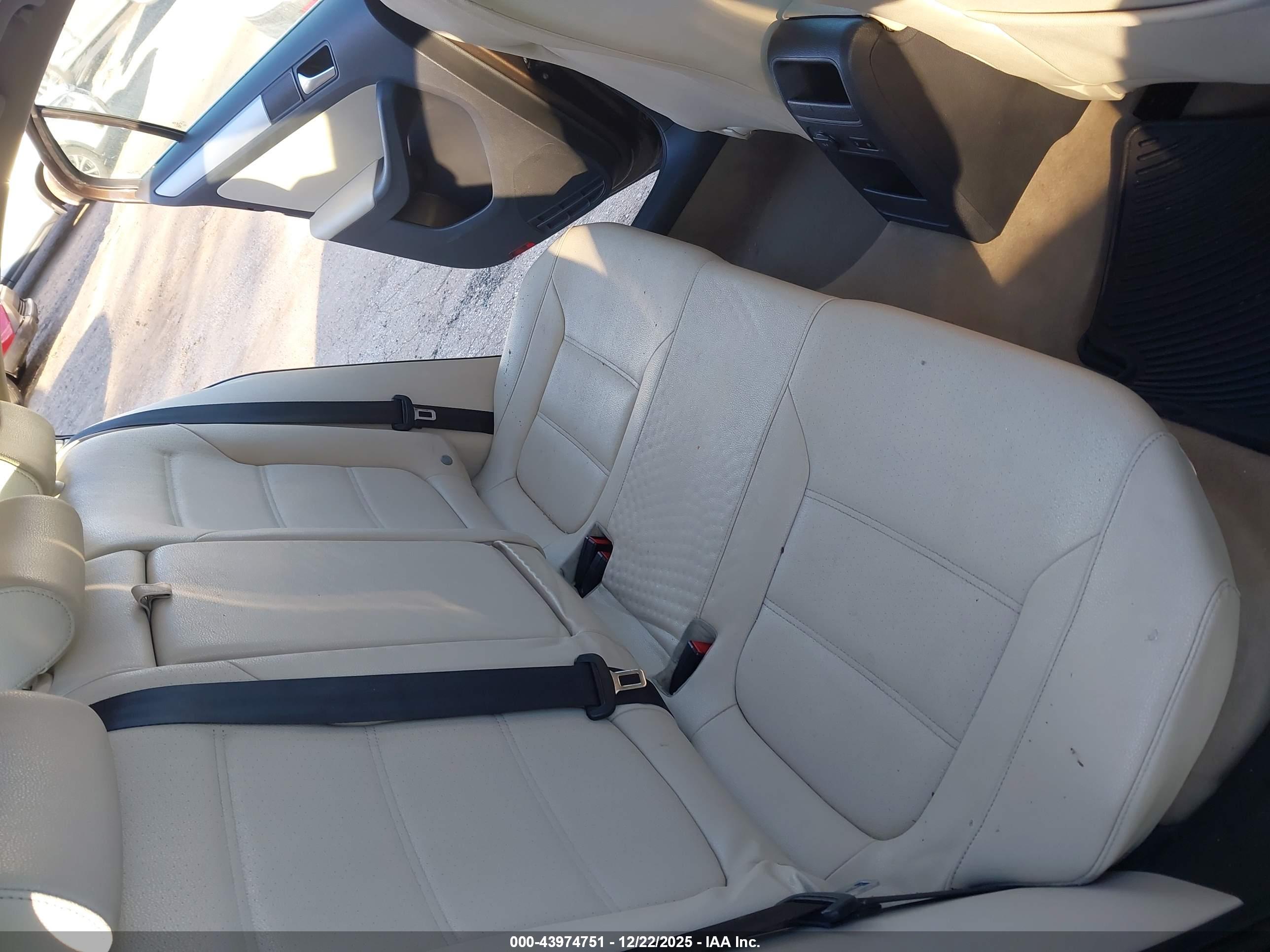 VOLKSWAGEN JETTA image 8