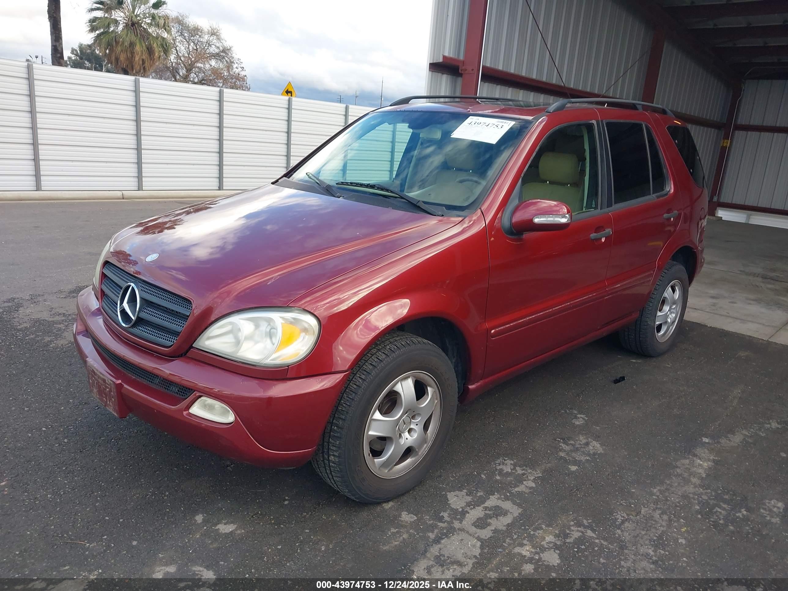 MERCEDES-BENZ ML image 2