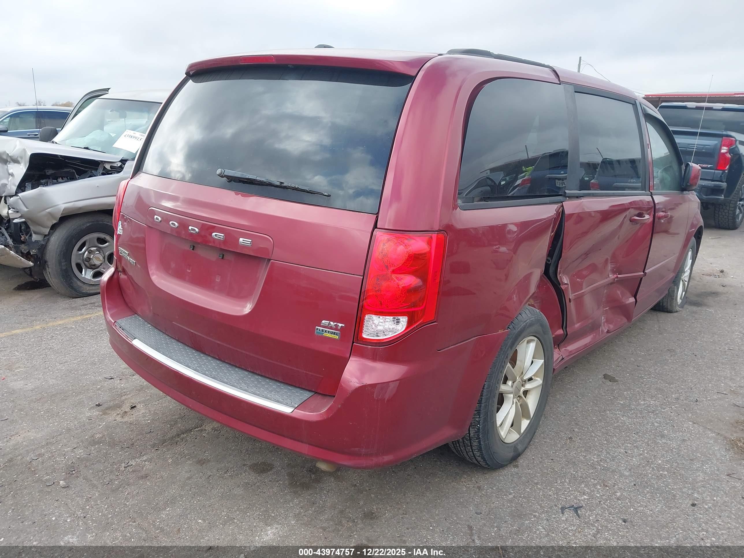 DODGE GRAND image 4