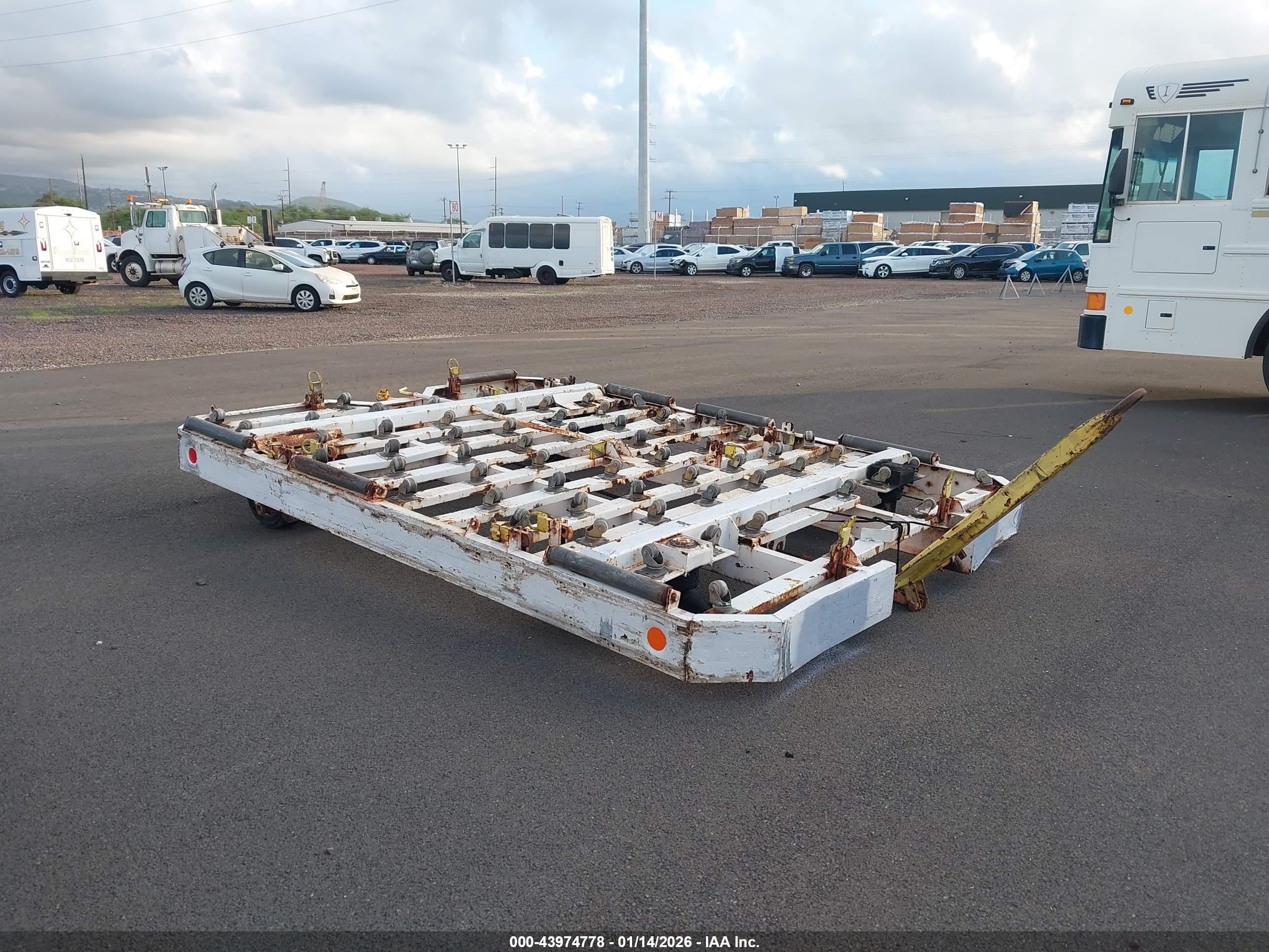 EQUIPMENT STEEL image 3