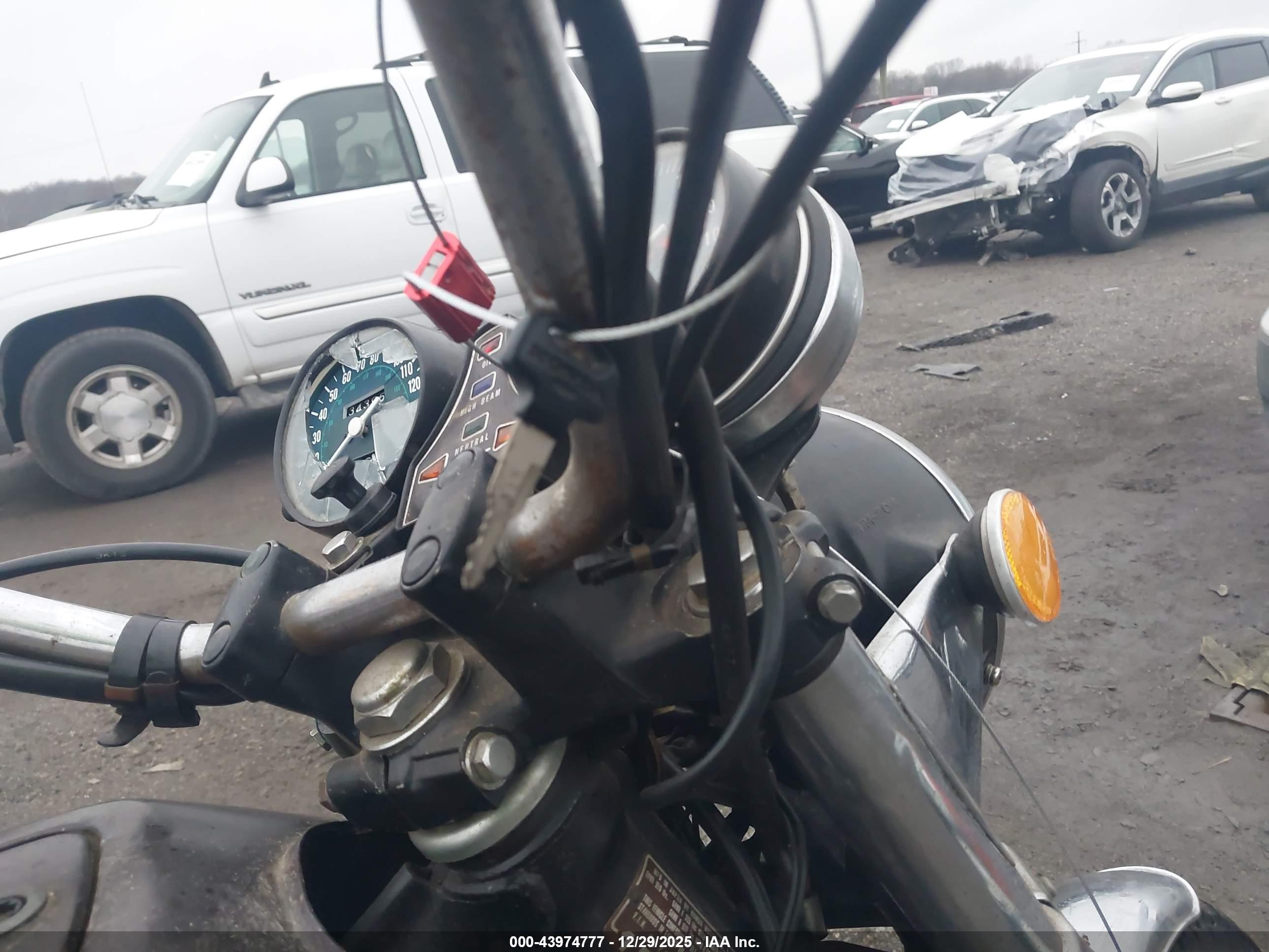 HONDA CB750 image 11