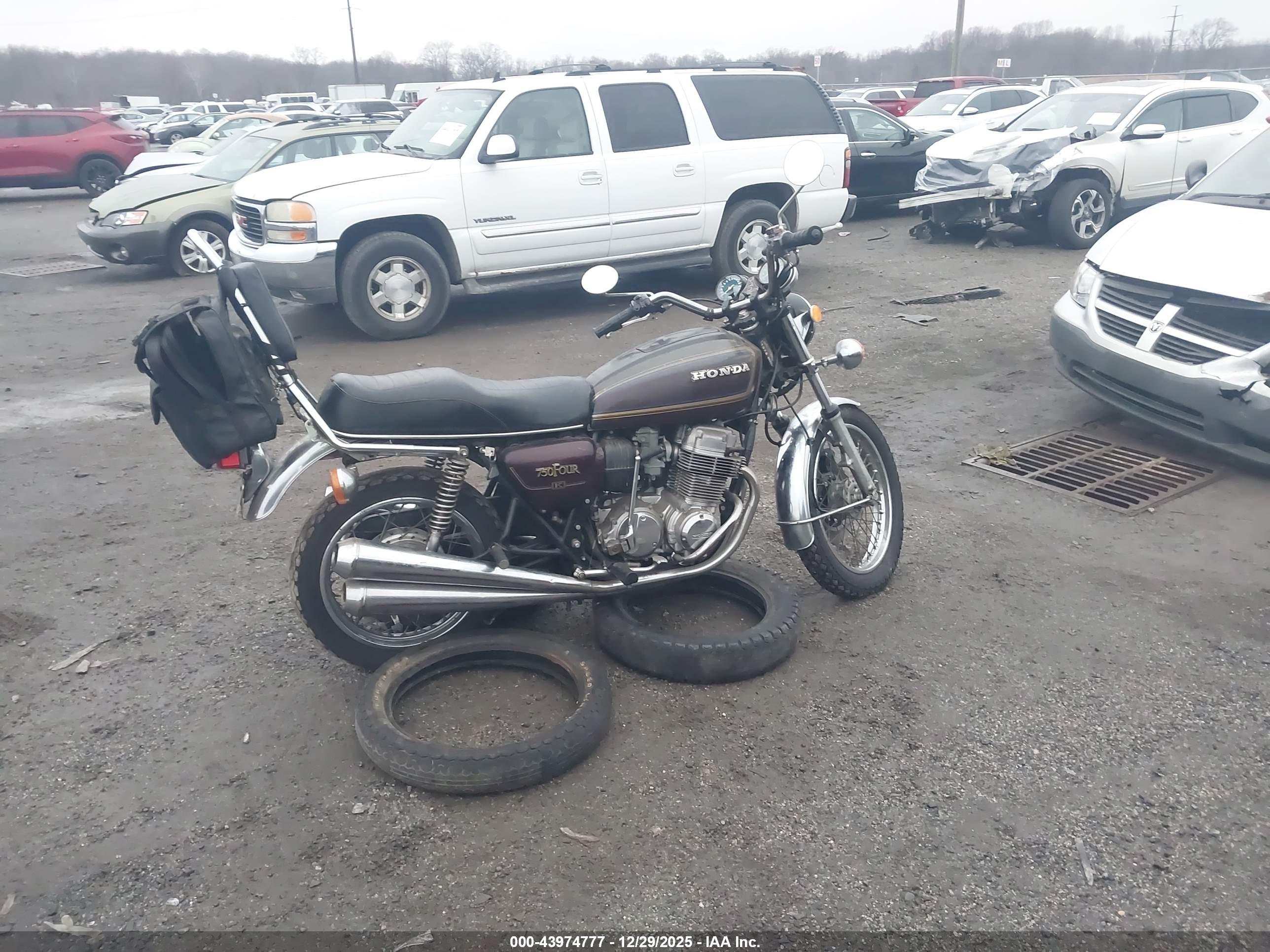 HONDA CB750 image 5