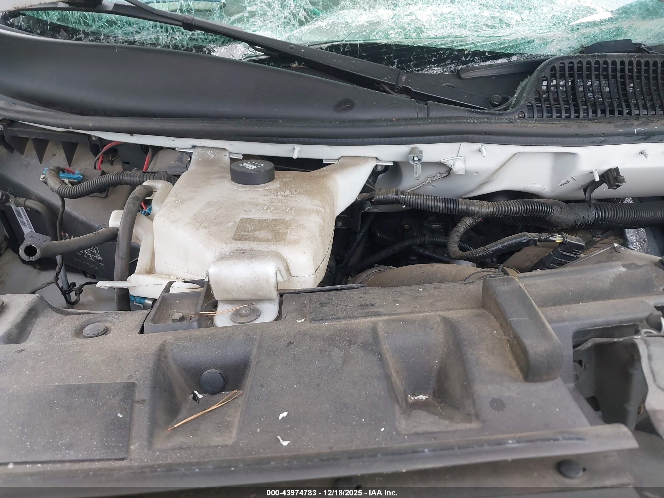GMC SAVANA image 10