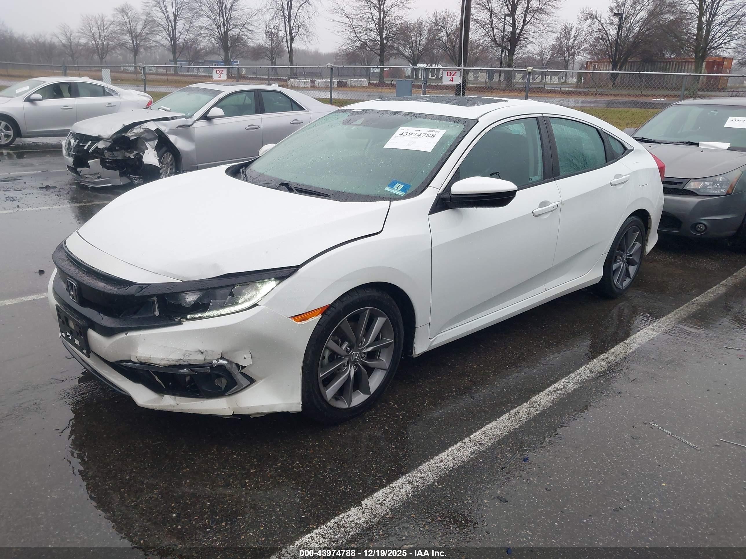 HONDA CIVIC image 2