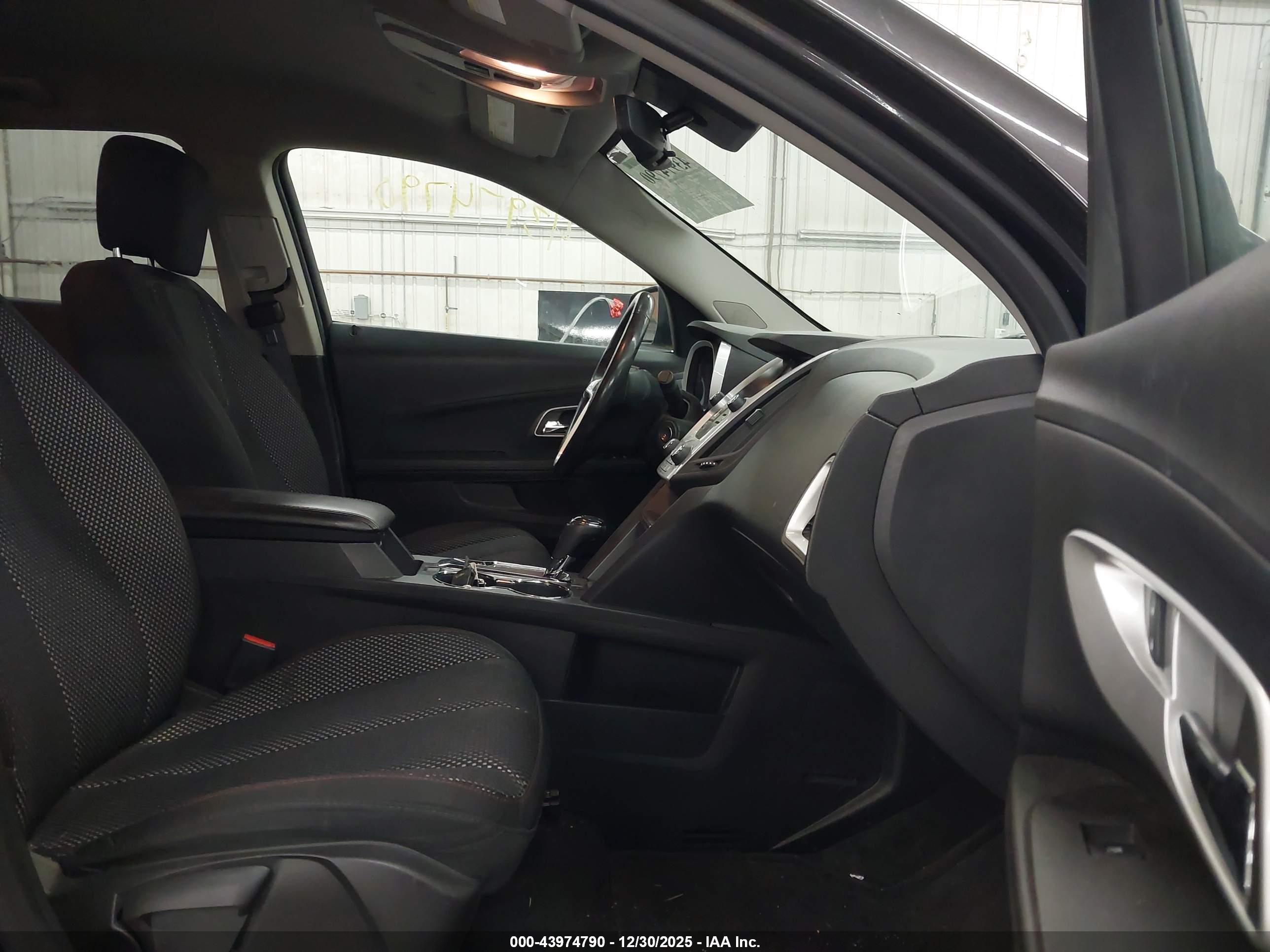 CHEVROLET EQUINOX image 5