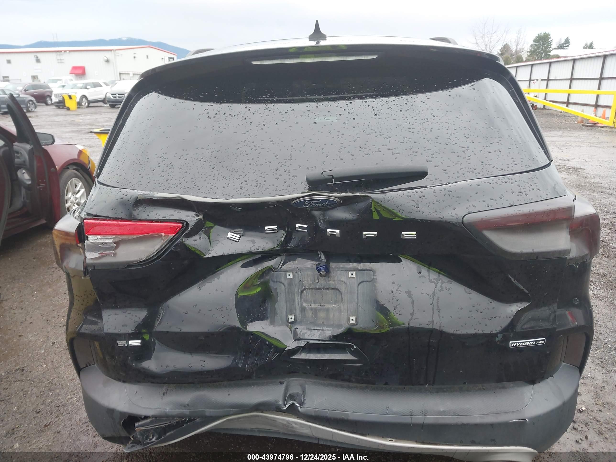 FORD ESCAPE image 6