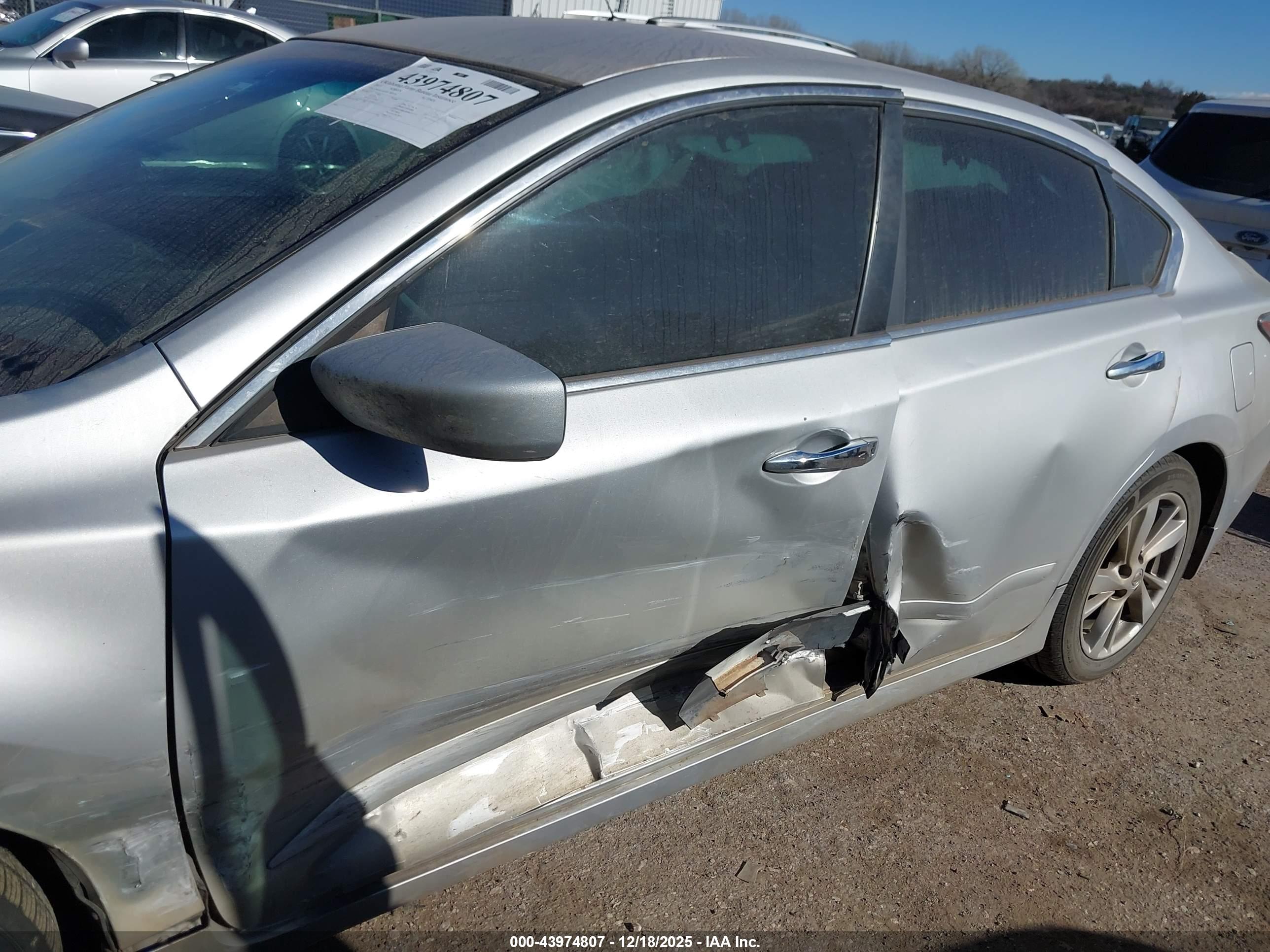 NISSAN ALTIMA image 6