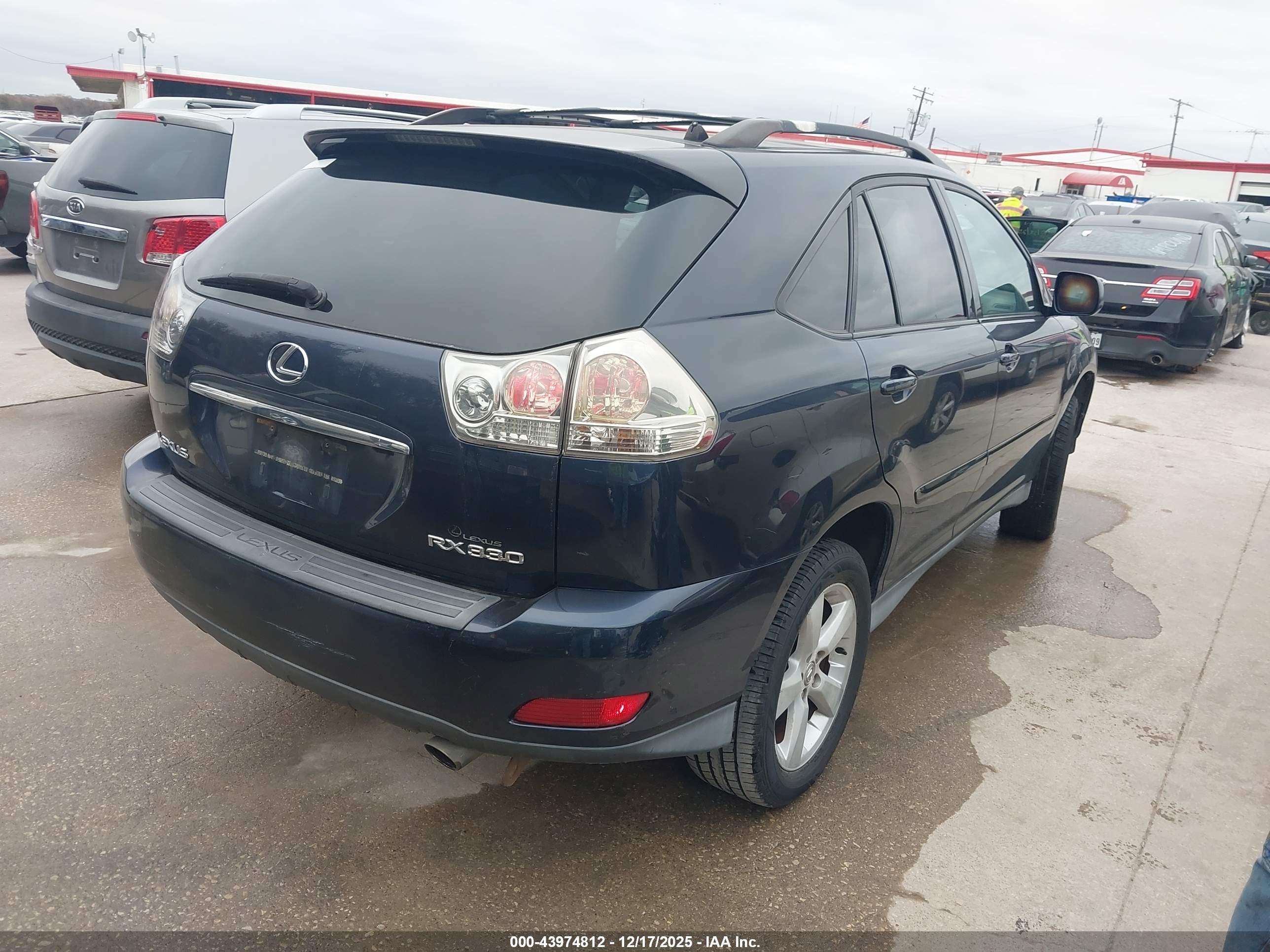 LEXUS RX image 4