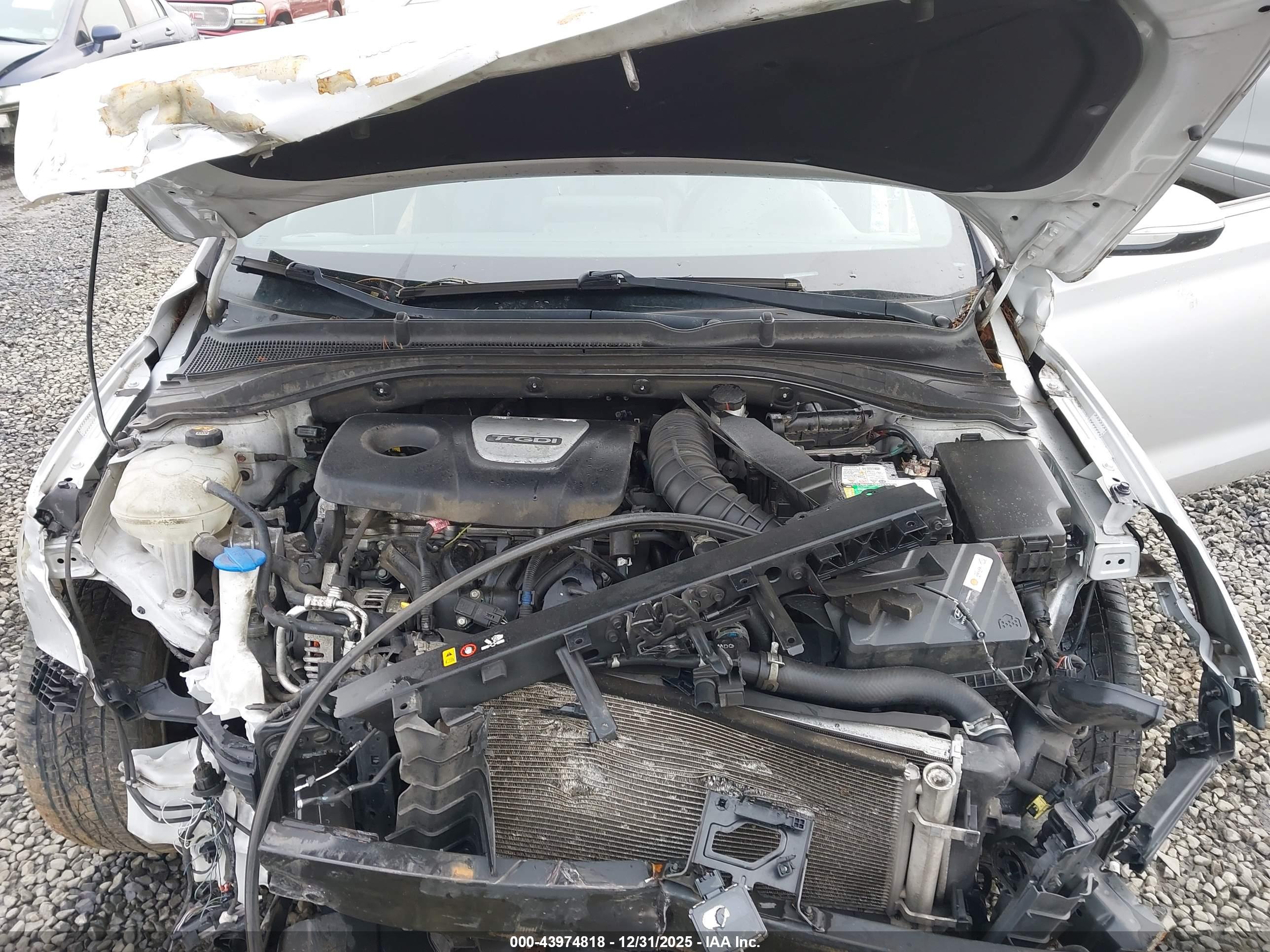HYUNDAI ELANTRA image 10