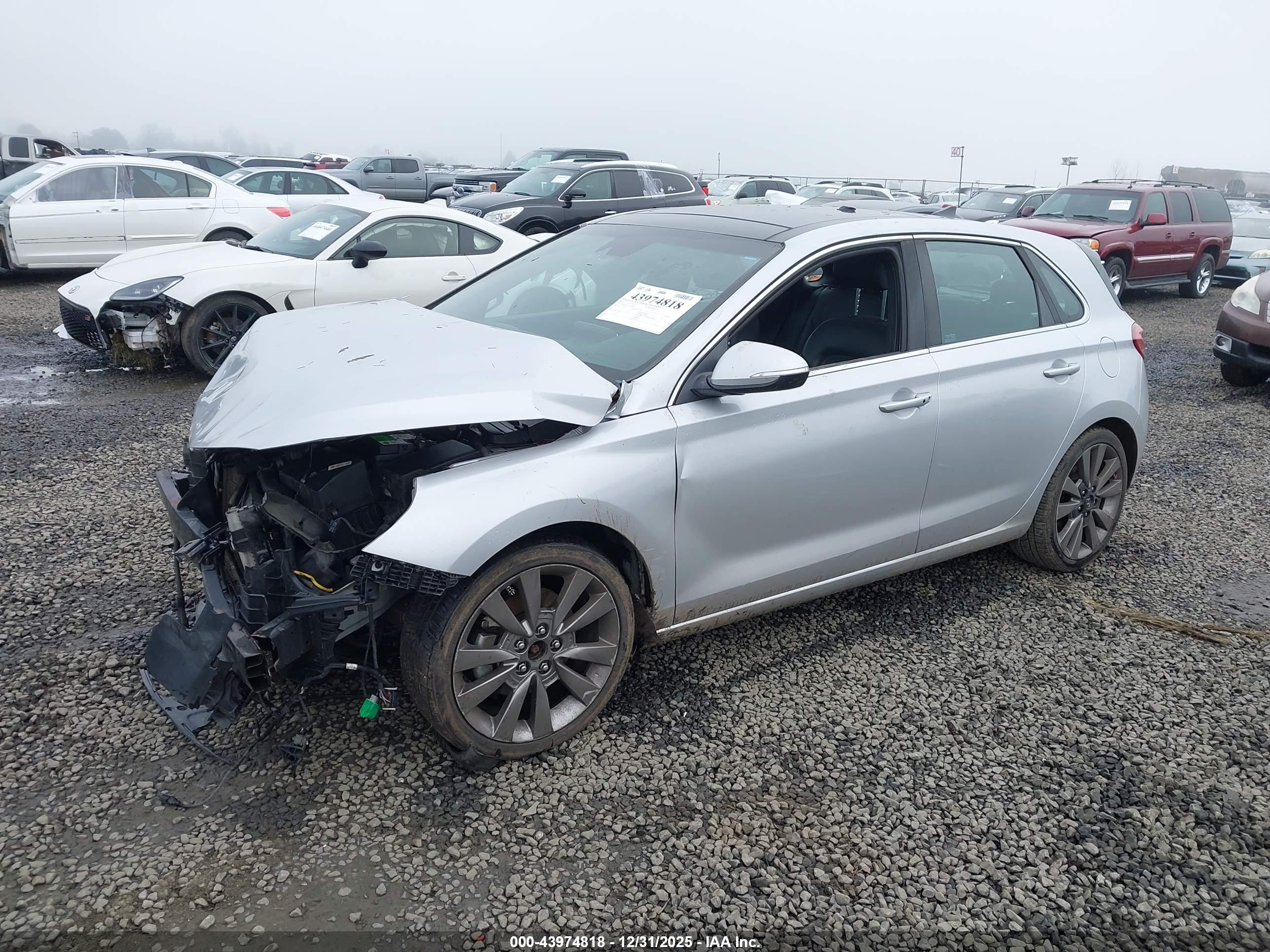 HYUNDAI ELANTRA image 2