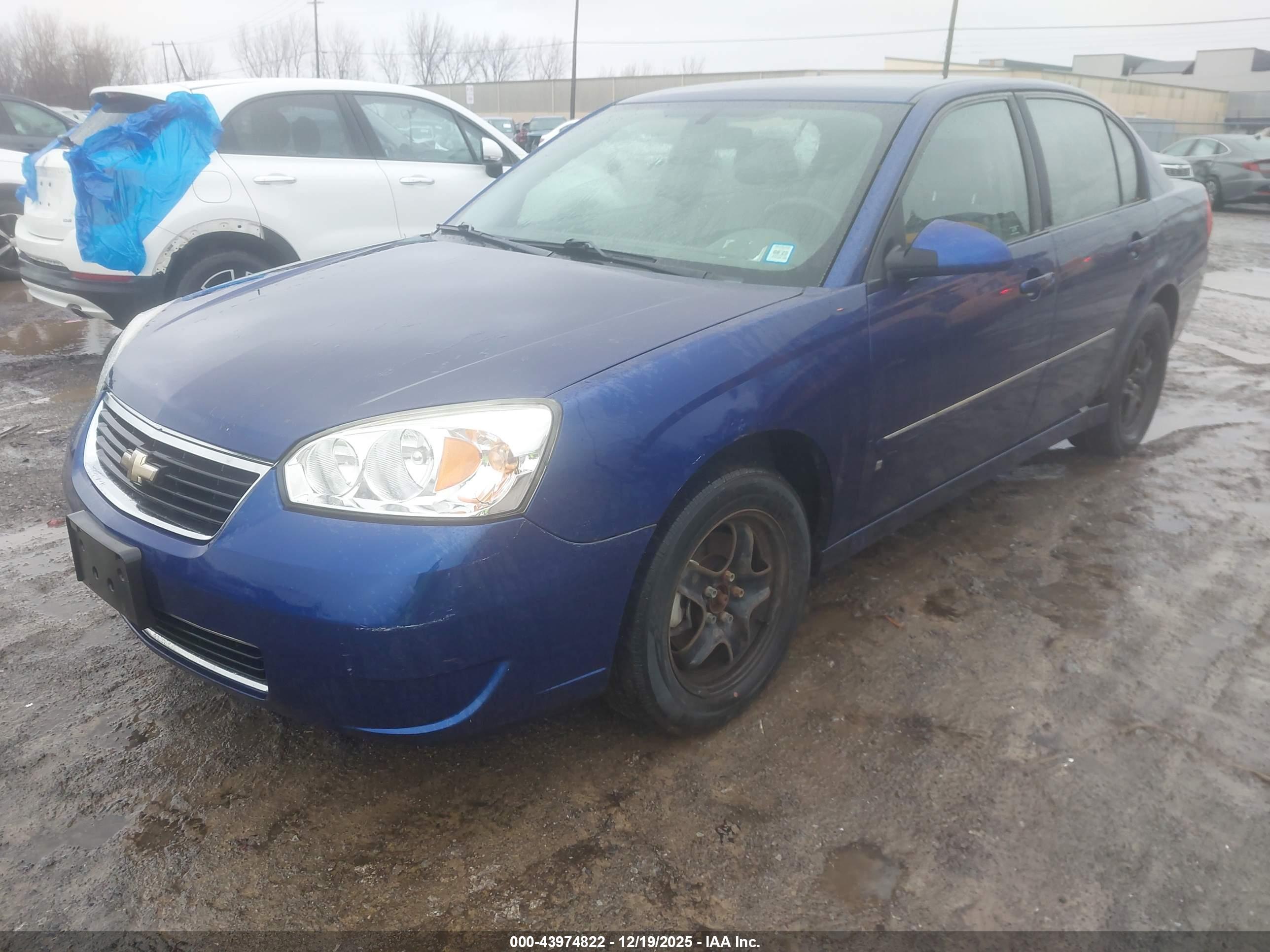 CHEVROLET MALIBU image 2