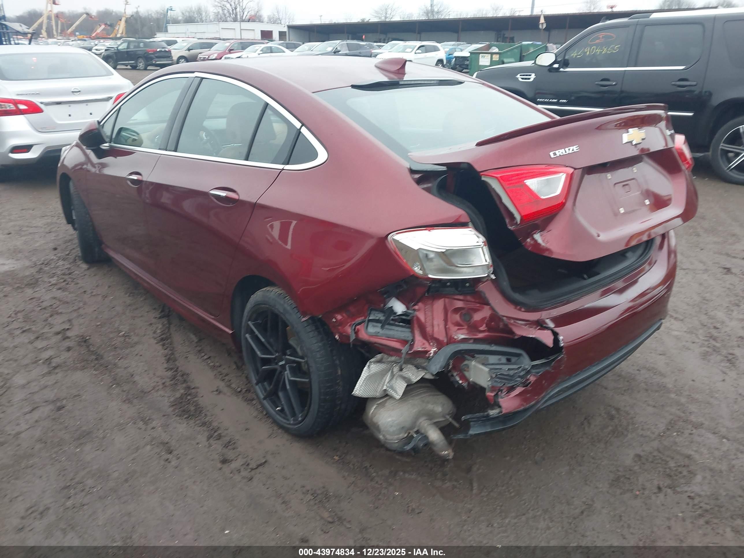 CHEVROLET CRUZE image 3