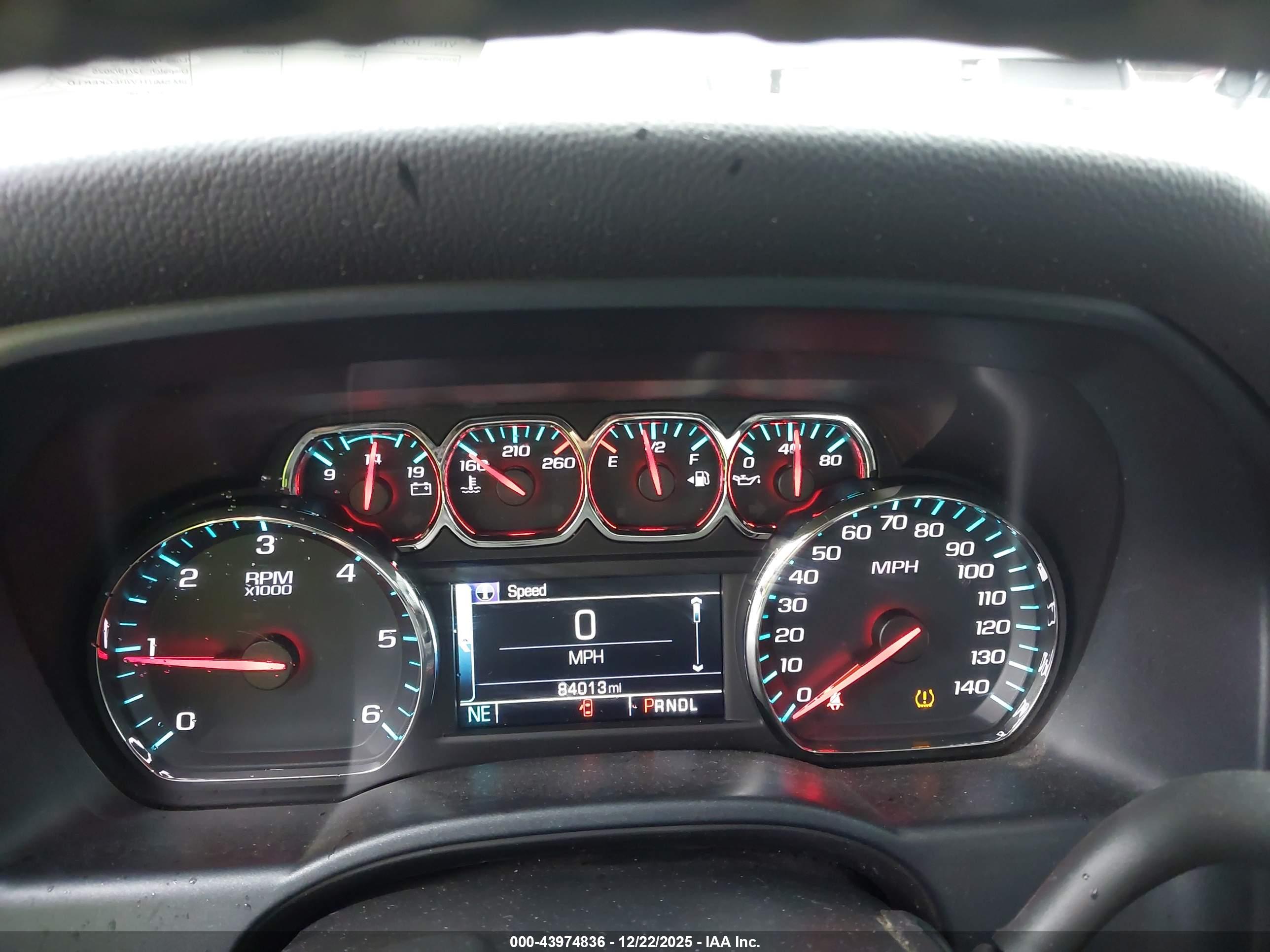 CHEVROLET SILVERADO image 7