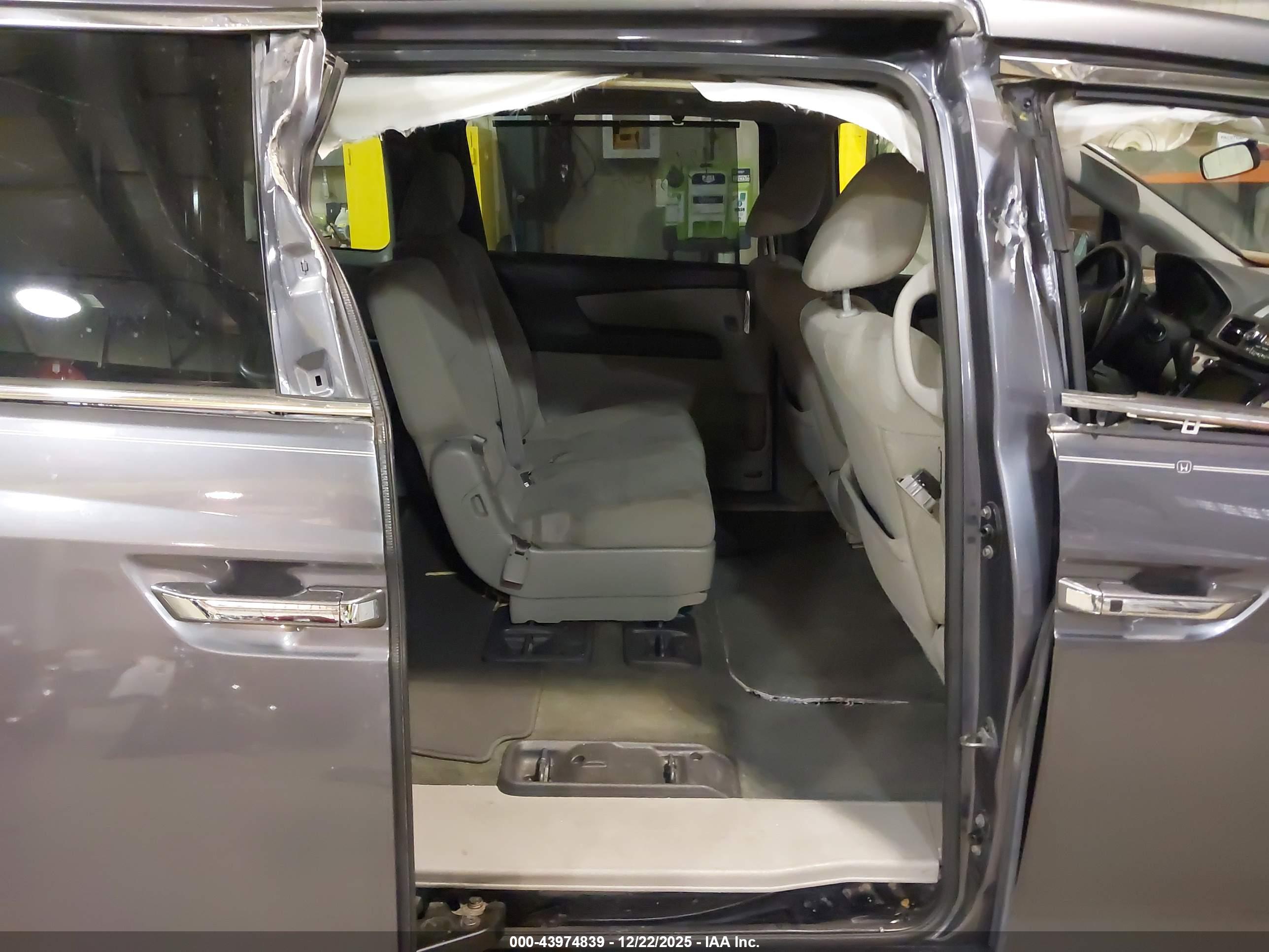HONDA ODYSSEY image 8