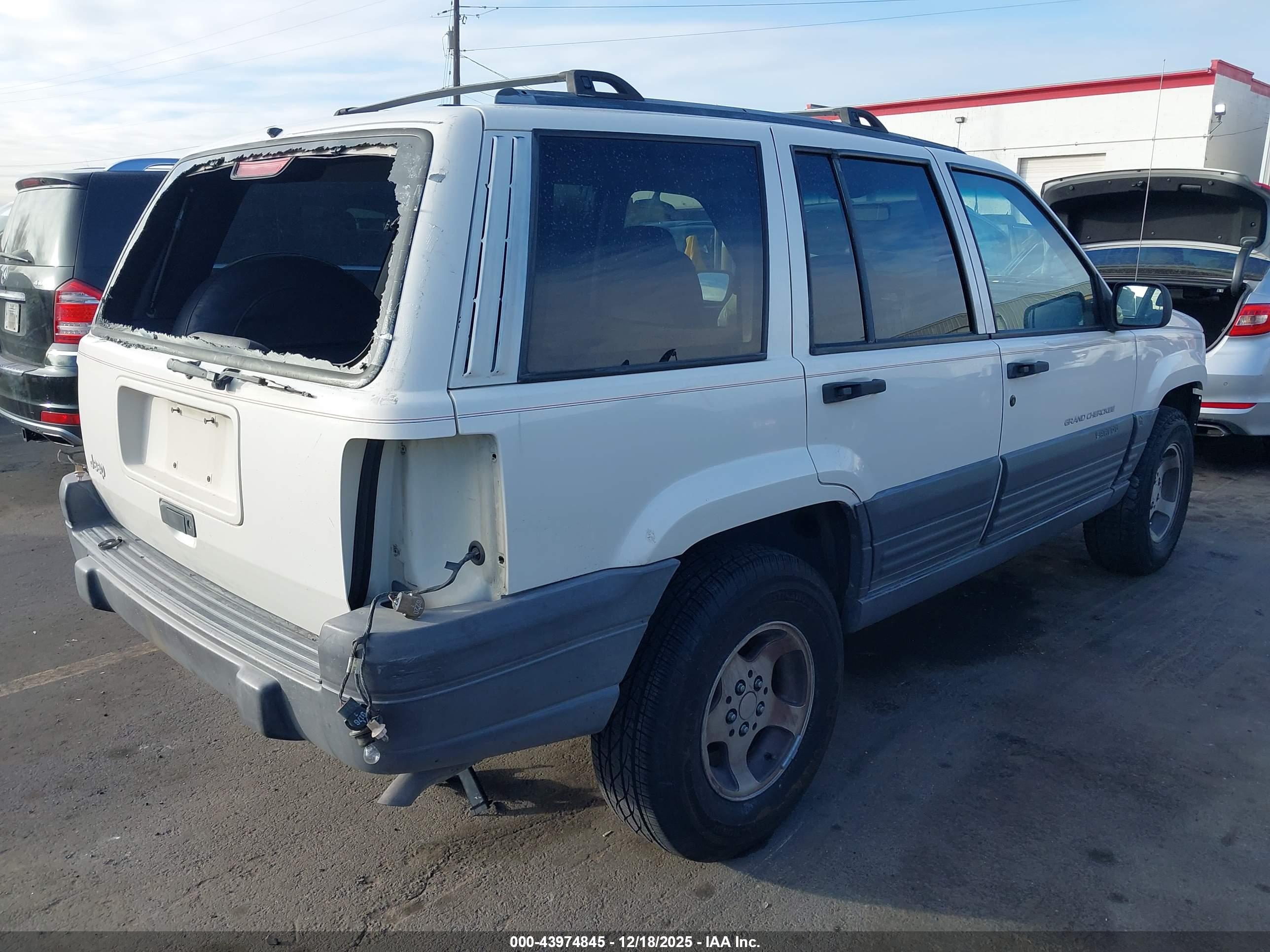 JEEP GRAND image 4