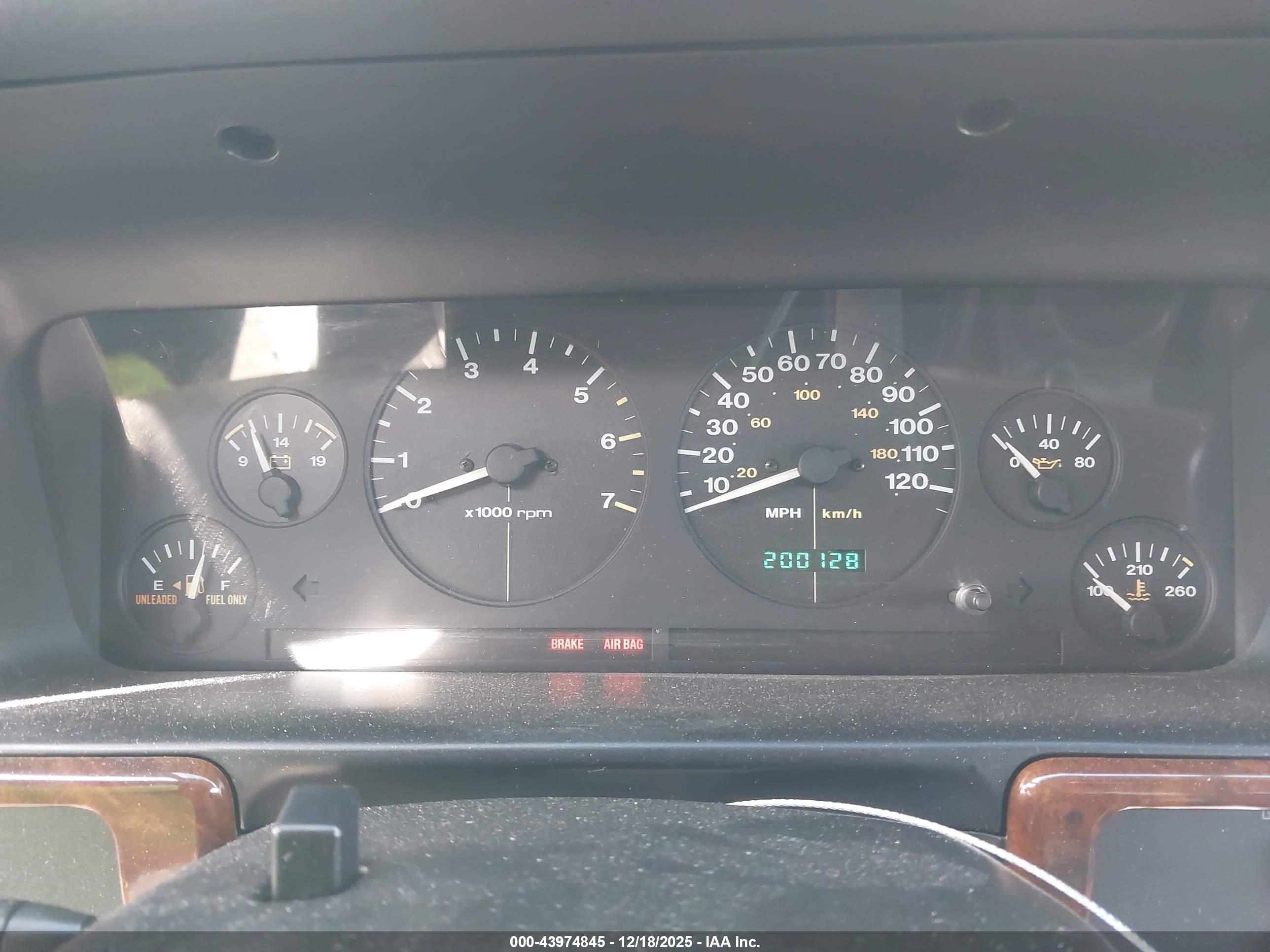 JEEP GRAND image 7