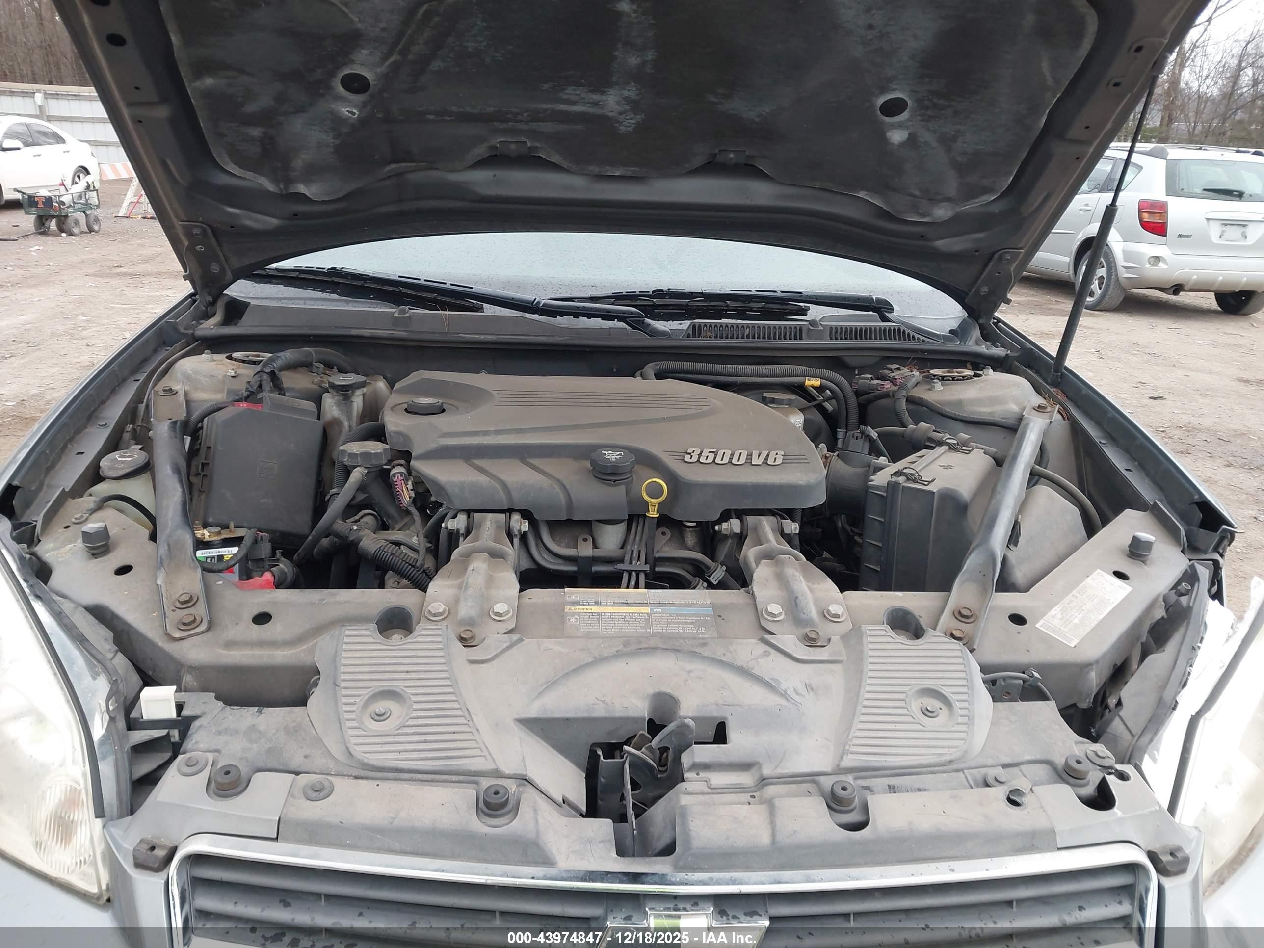 CHEVROLET IMPALA image 10